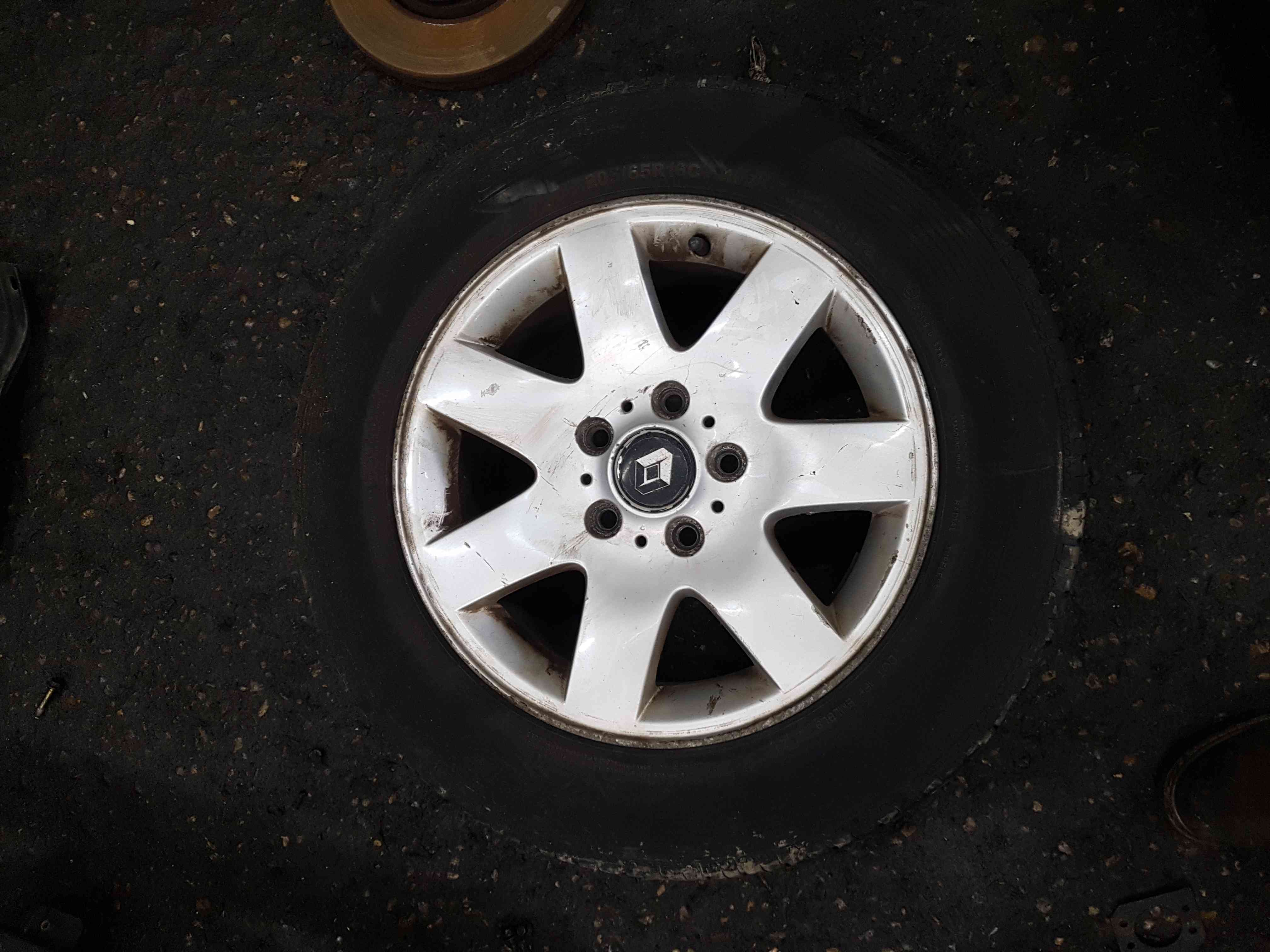 Thumb 3 Bmw 3 Series 1999-2004 Alloy Wheel Bm316007 + tyre 205 65 16 6mm 4/5