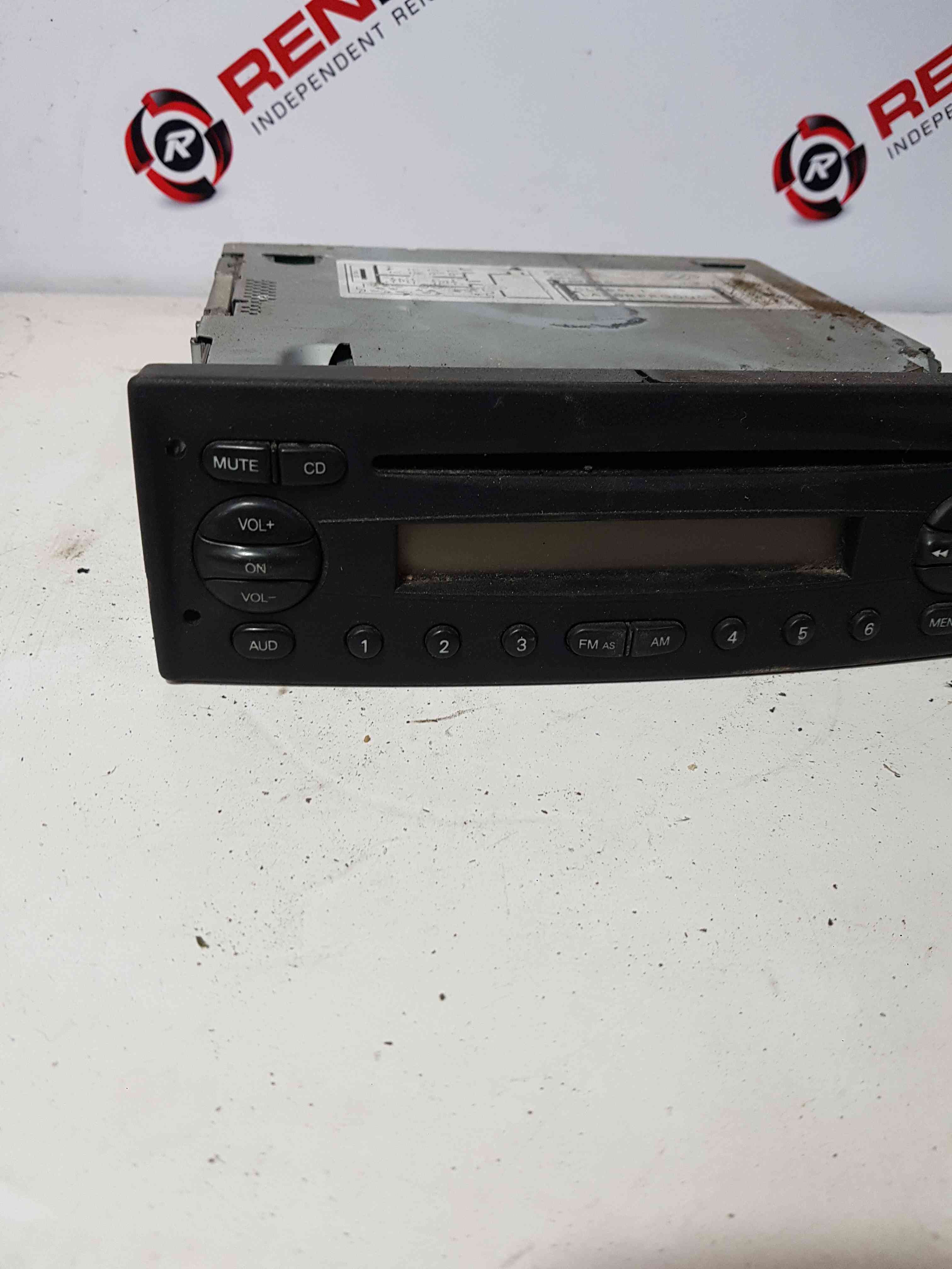 Thumb 3 Iveco Daily 2.3 Diesel 2011-2015 Radio CD Player Unit 7607005081