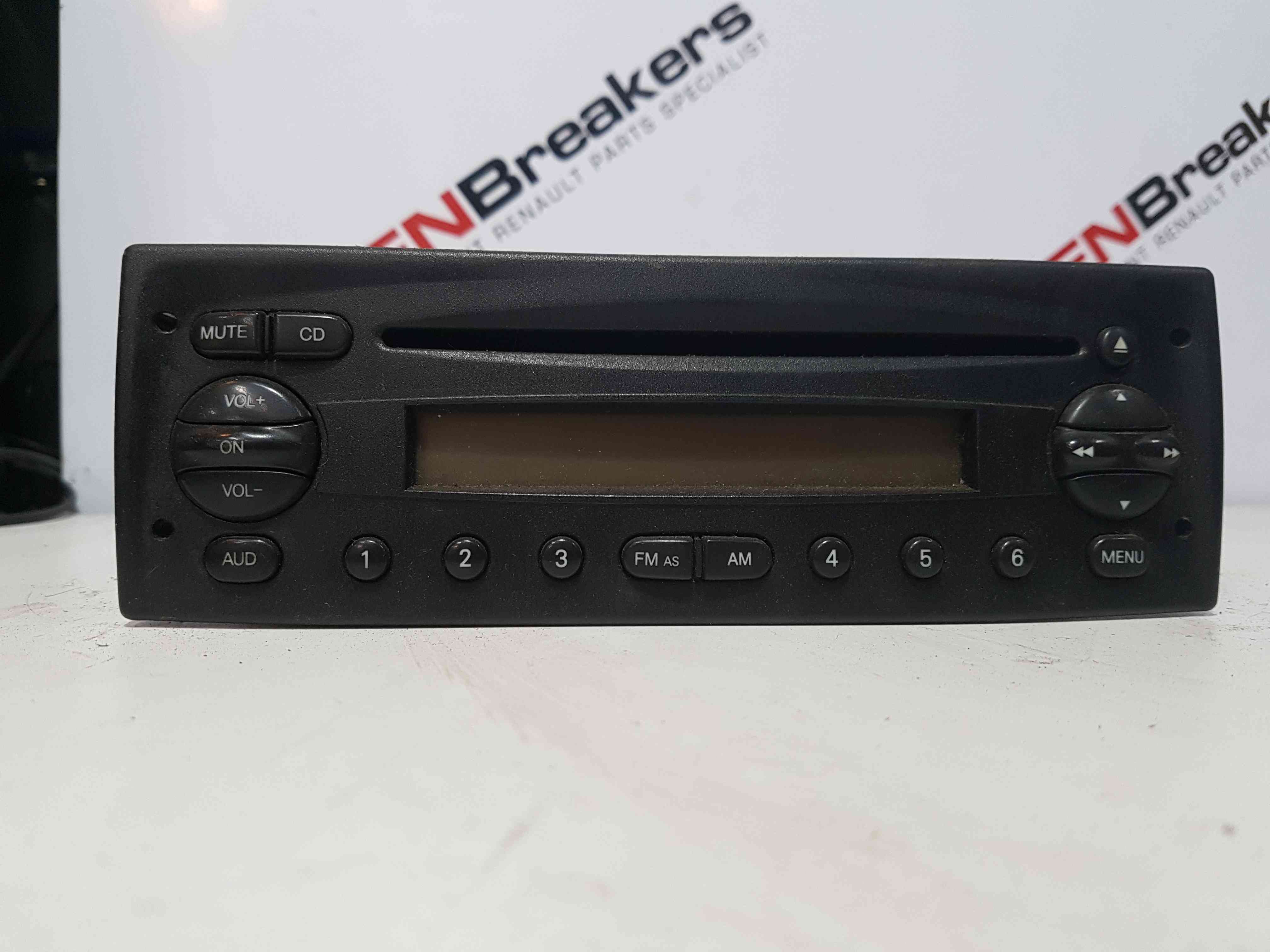 Thumb 2 Iveco Daily 2.3 Diesel 2011-2015 Radio Cd Player Unit 5801398980