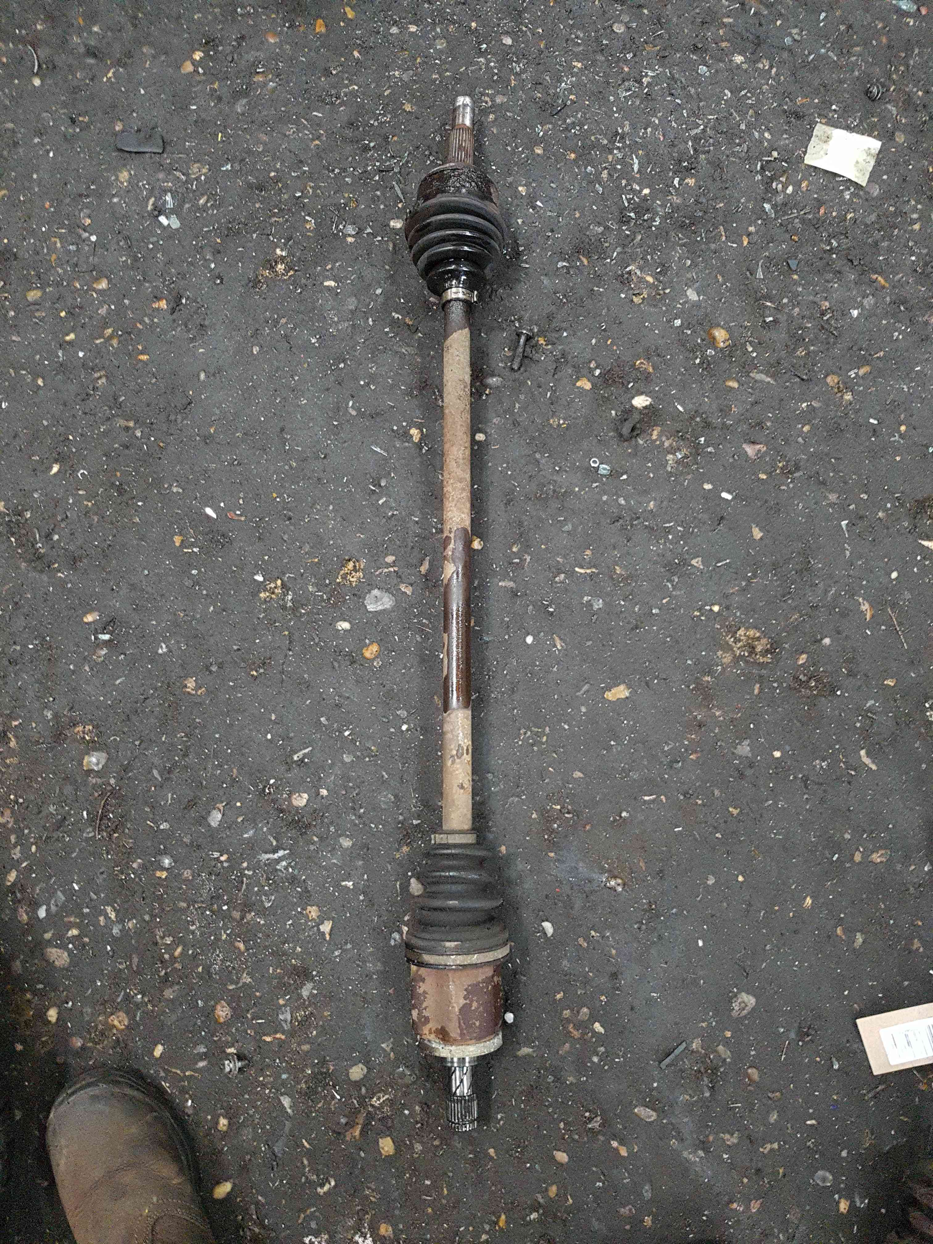 Thumb 3 Nissan Almera 2000-2006 1.5 16V Petrol Drivers OSF Front Driveshaft