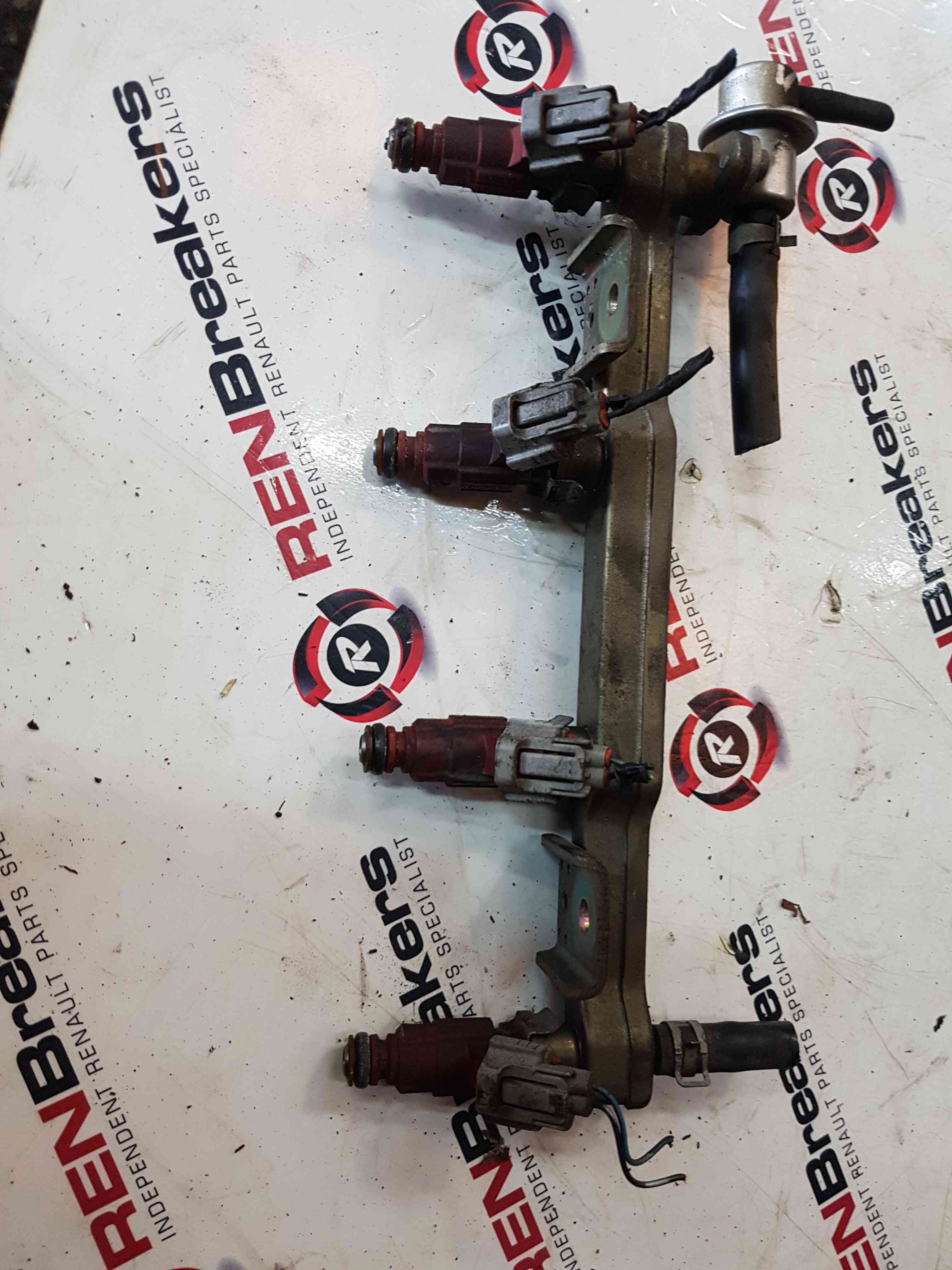 Thumb 2 Nissan Almera 2000-2006 1.5 16V Petrol Fuel Injectors X4 + Rail Qg15de