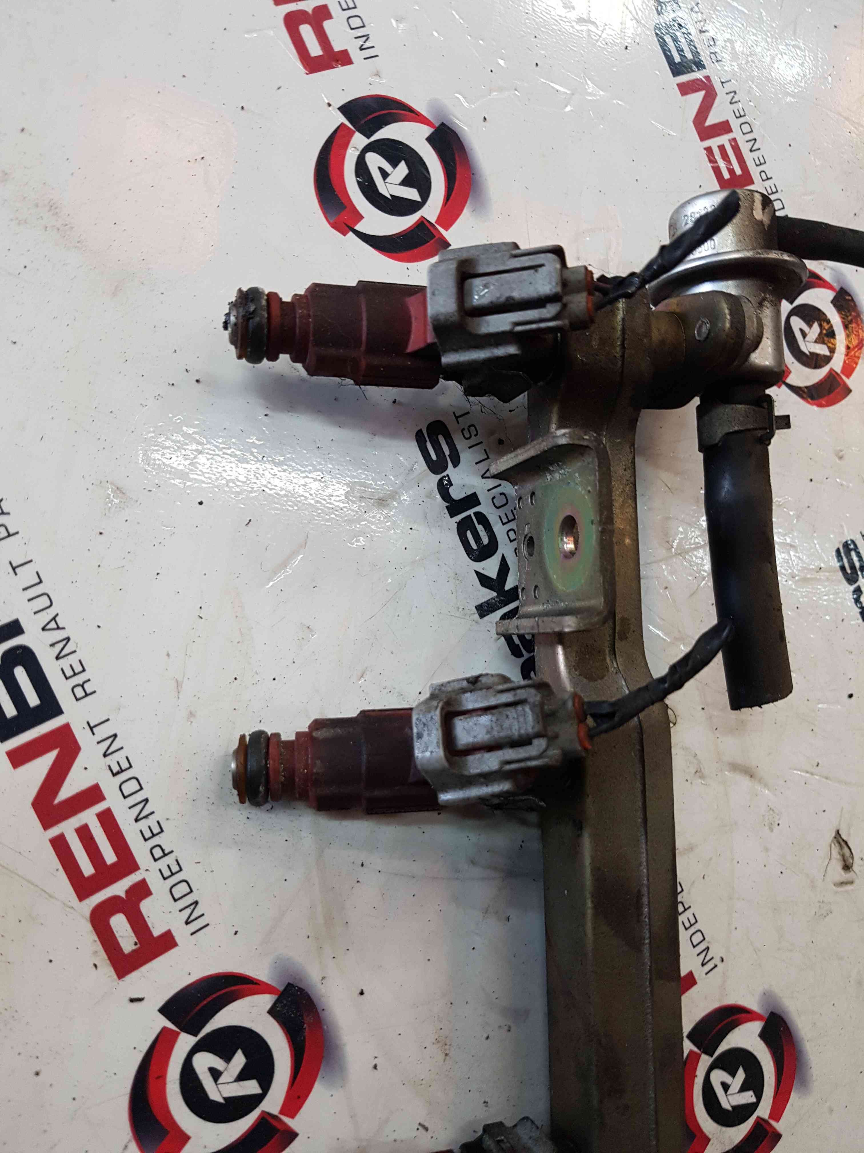 Thumb 4 Nissan Almera 2000-2006 1.5 16V Petrol Fuel Injectors X4 + Rail Qg15de