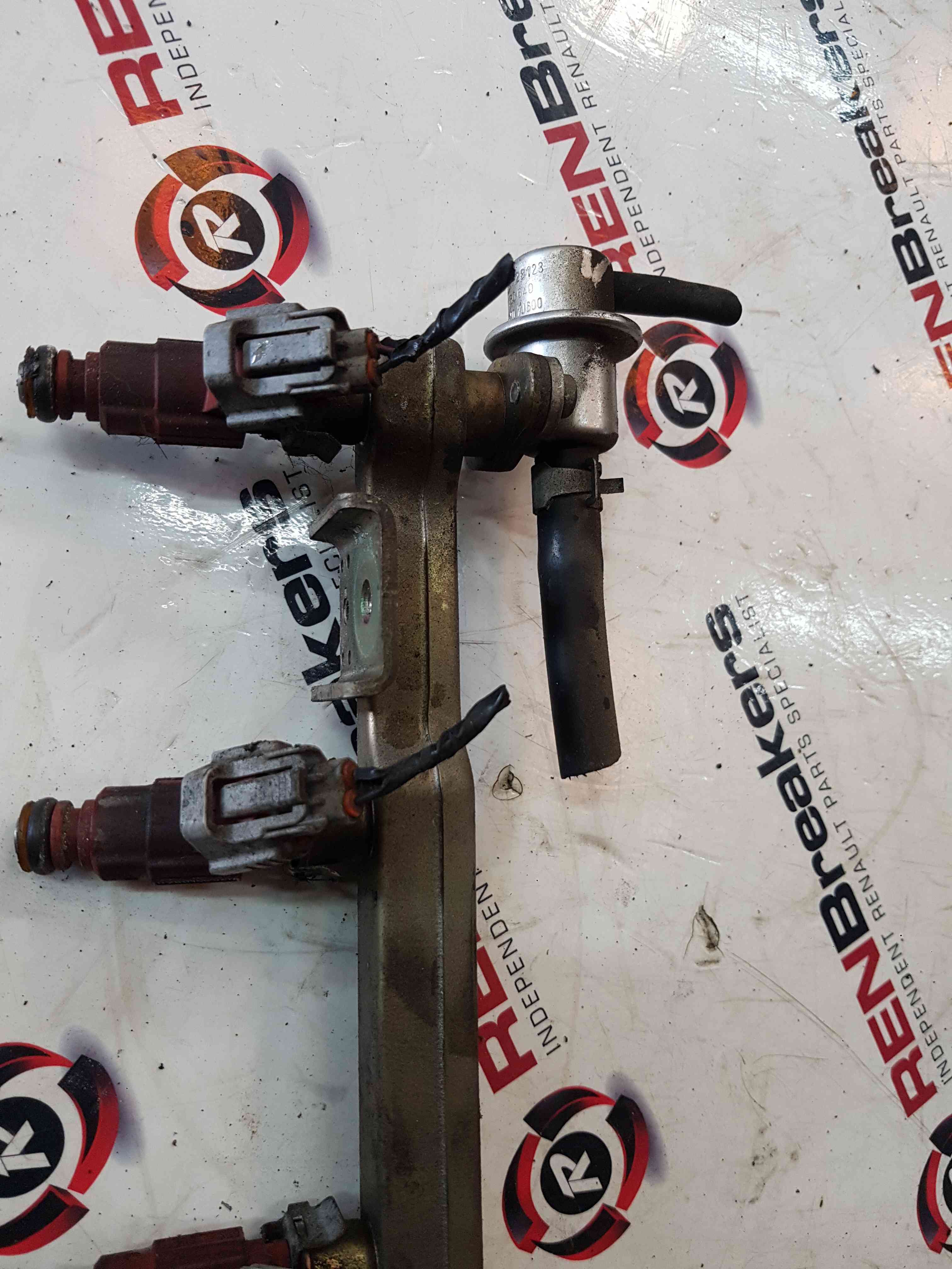 Thumb 5 Nissan Almera 2000-2006 1.5 16V Petrol Fuel Injectors X4 + Rail Qg15de