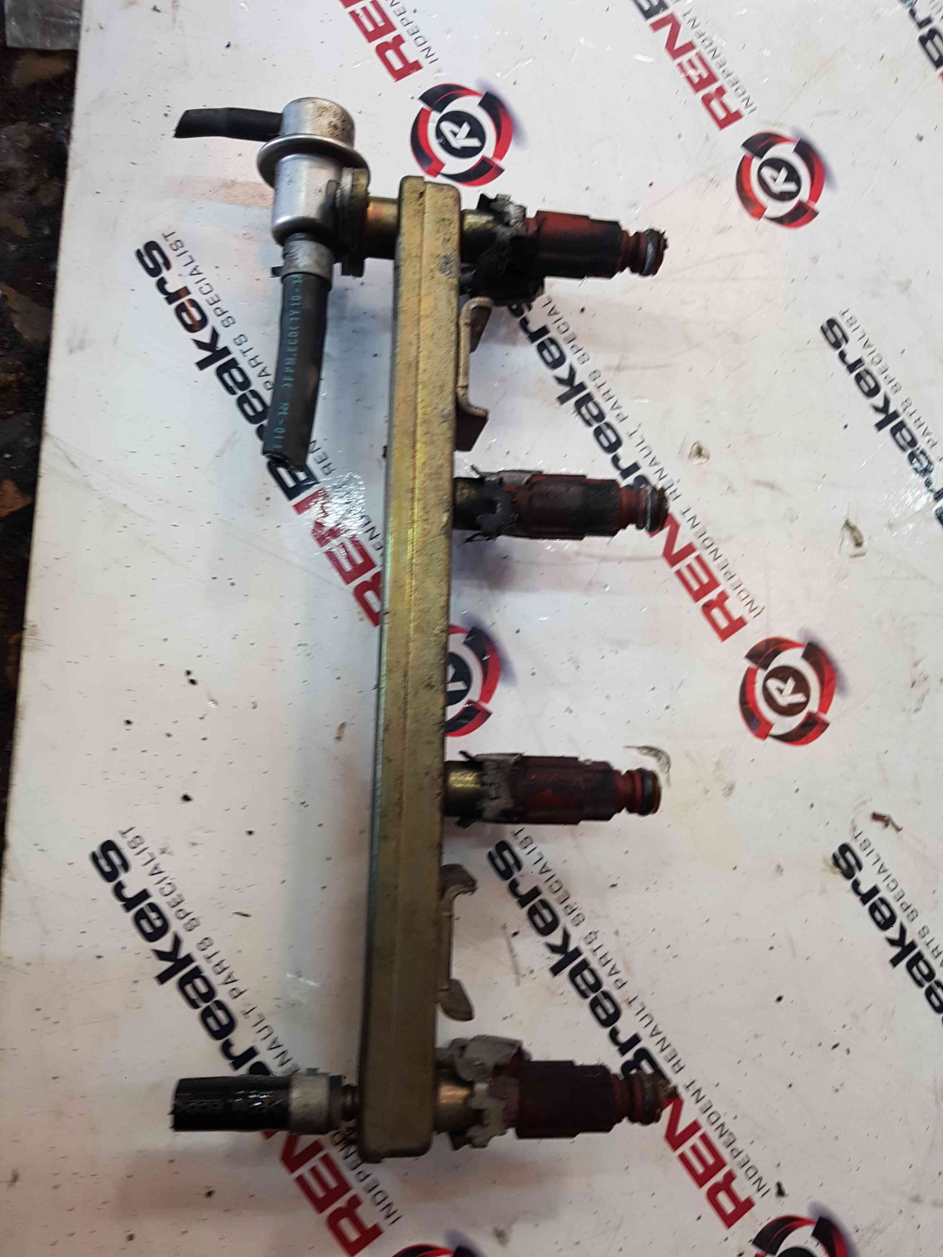 Thumb 6 Nissan Almera 2000-2006 1.5 16V Petrol Fuel Injectors X4 + Rail Qg15de