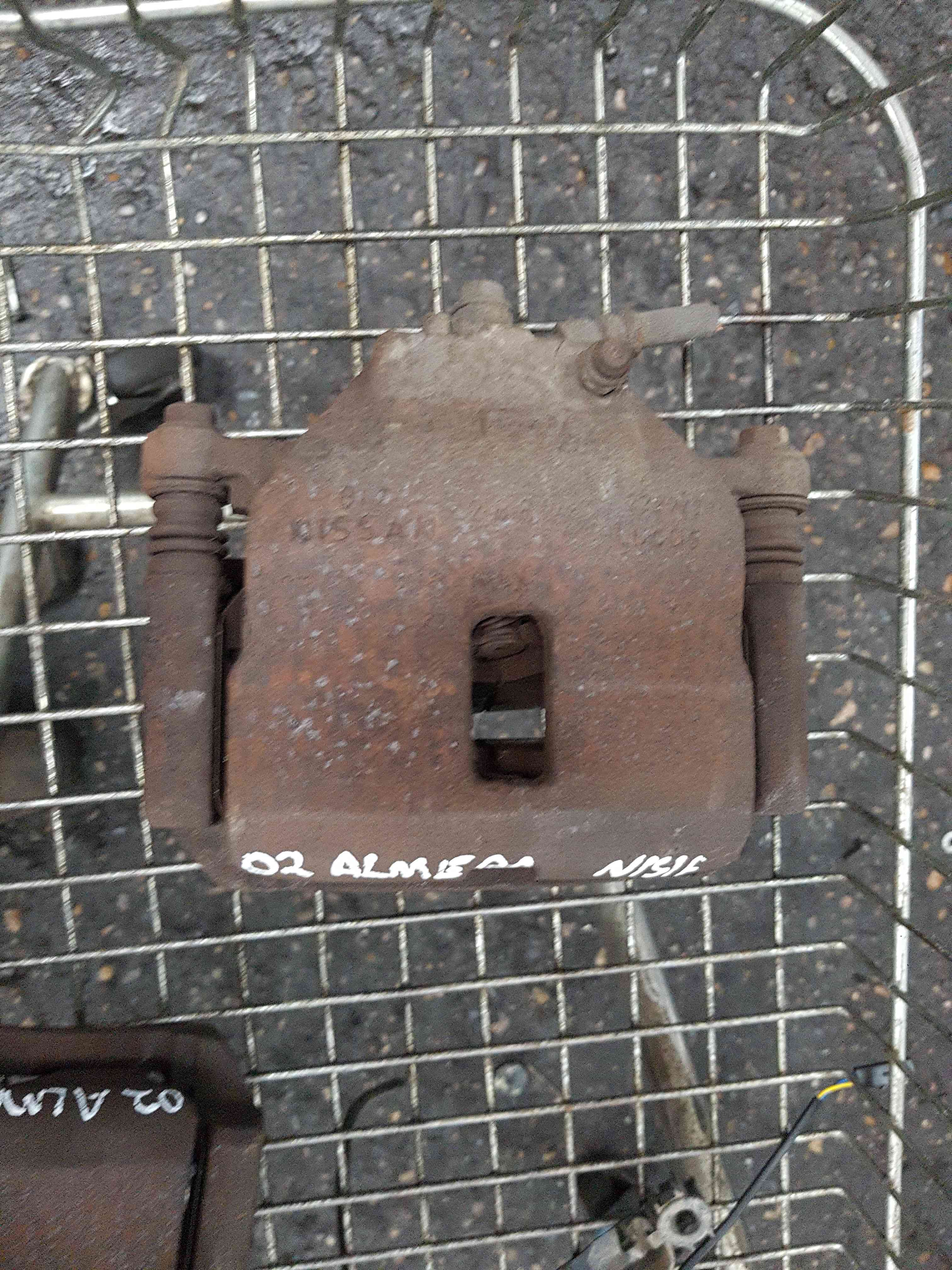 Thumb 2 Nissan Almera 2000-2006 1.5 16V Petrol Passenger NSF Front Caliper