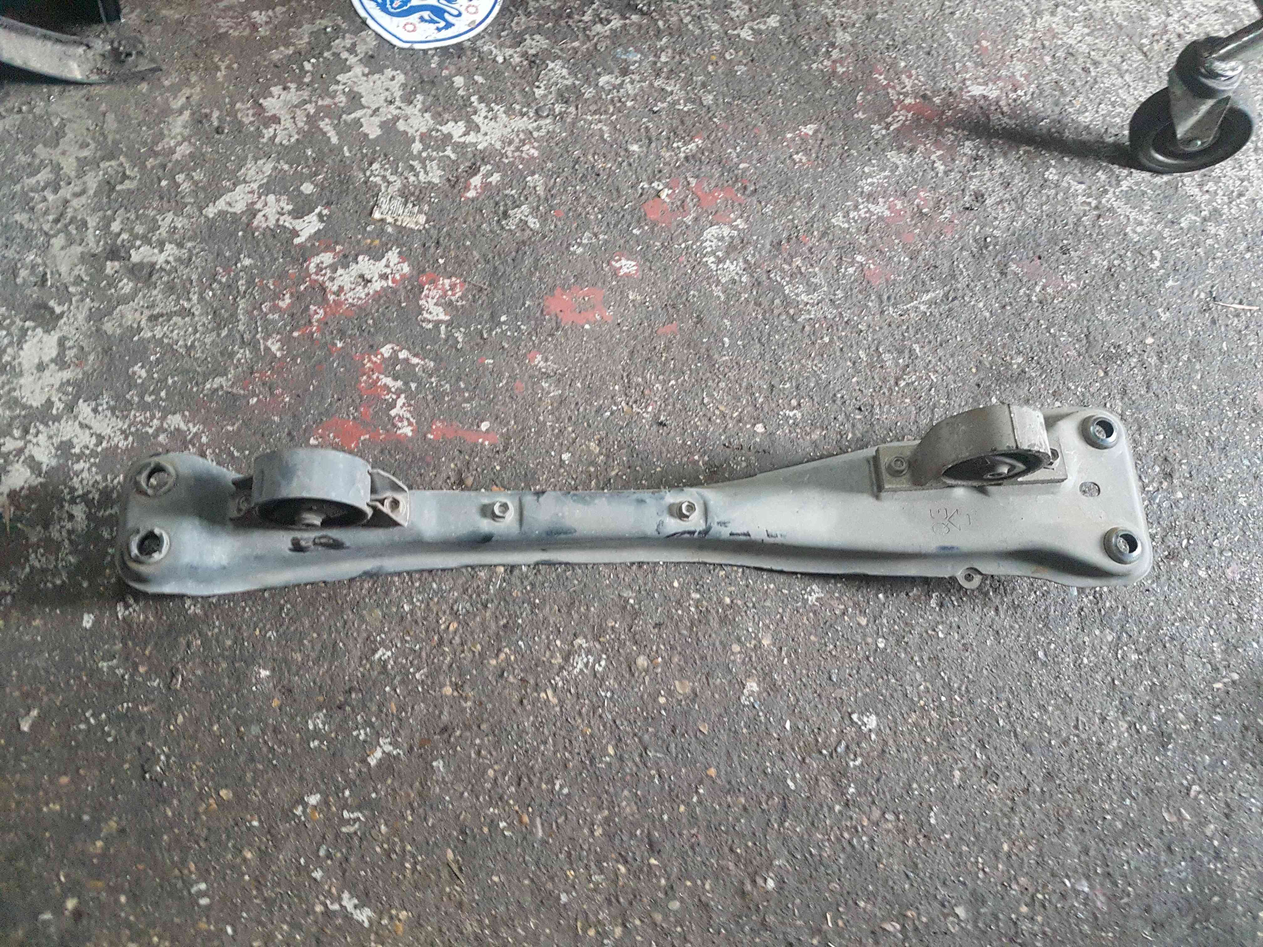 Thumb 3 Nissan Almera 2000-2006 Engine Mount Cradle Bracket