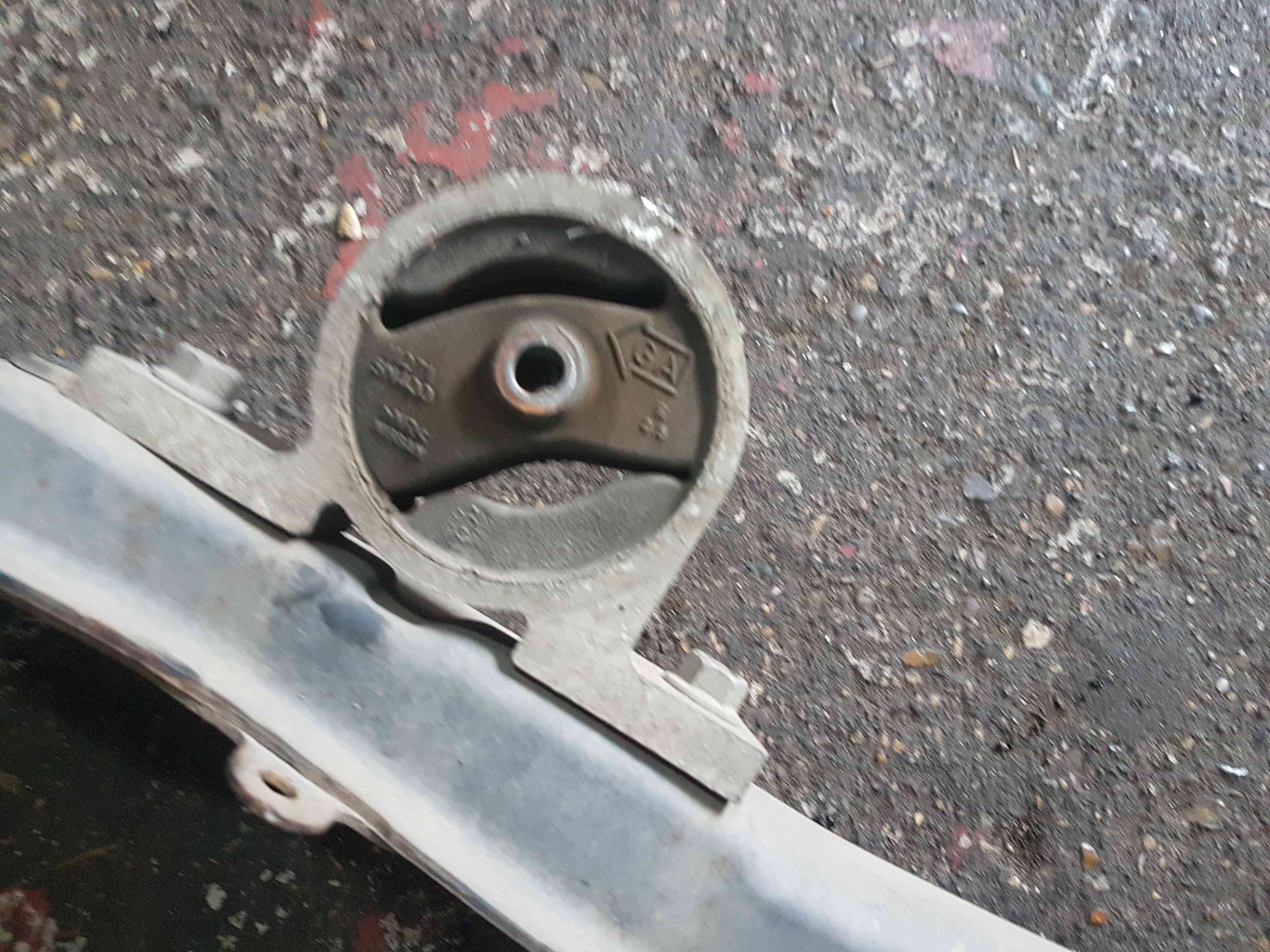 Thumb 6 Nissan Almera 2000-2006 Engine Mount Cradle Bracket