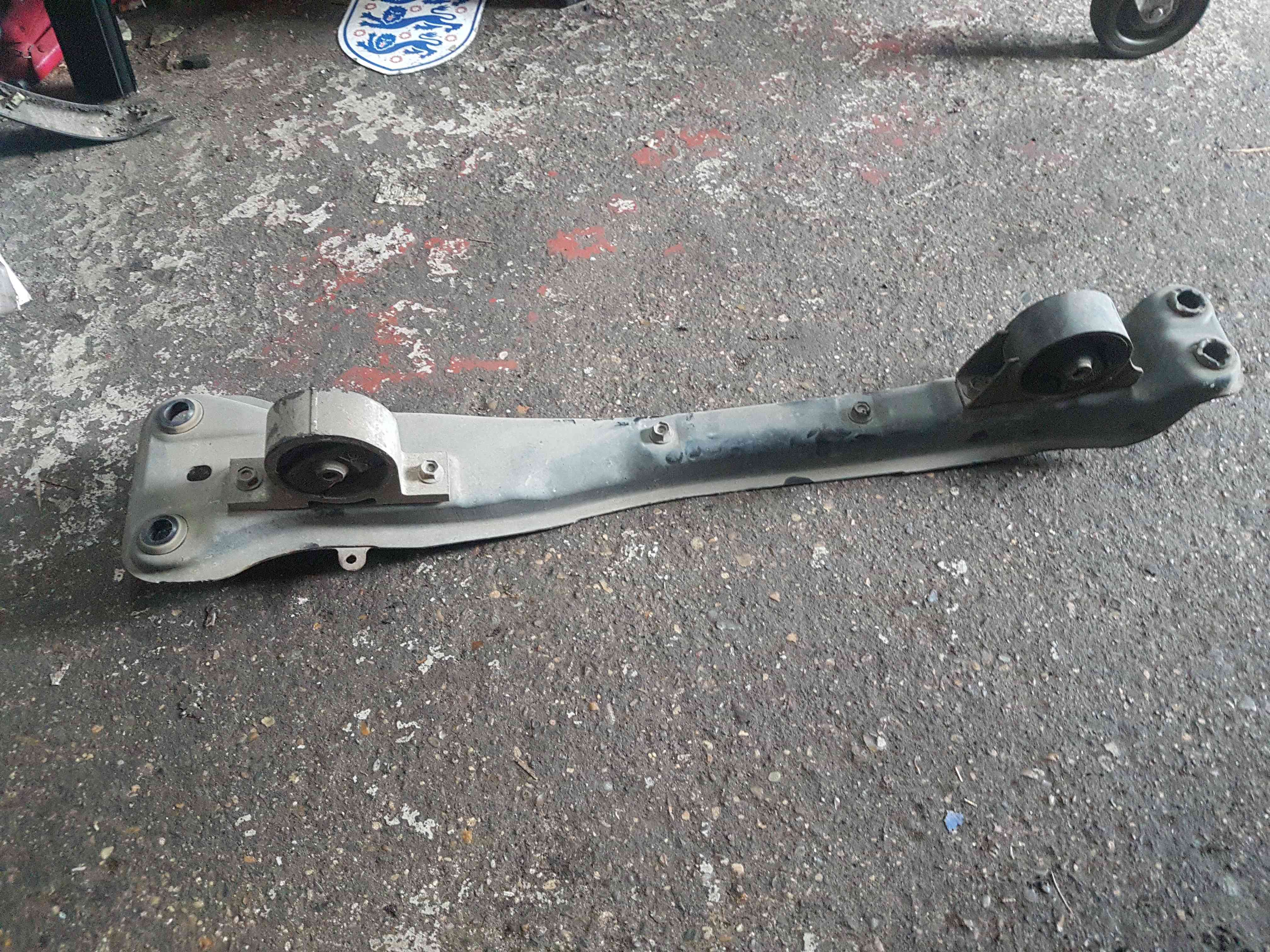 Thumb 9 Nissan Almera 2000-2006 Engine Mount Cradle Bracket