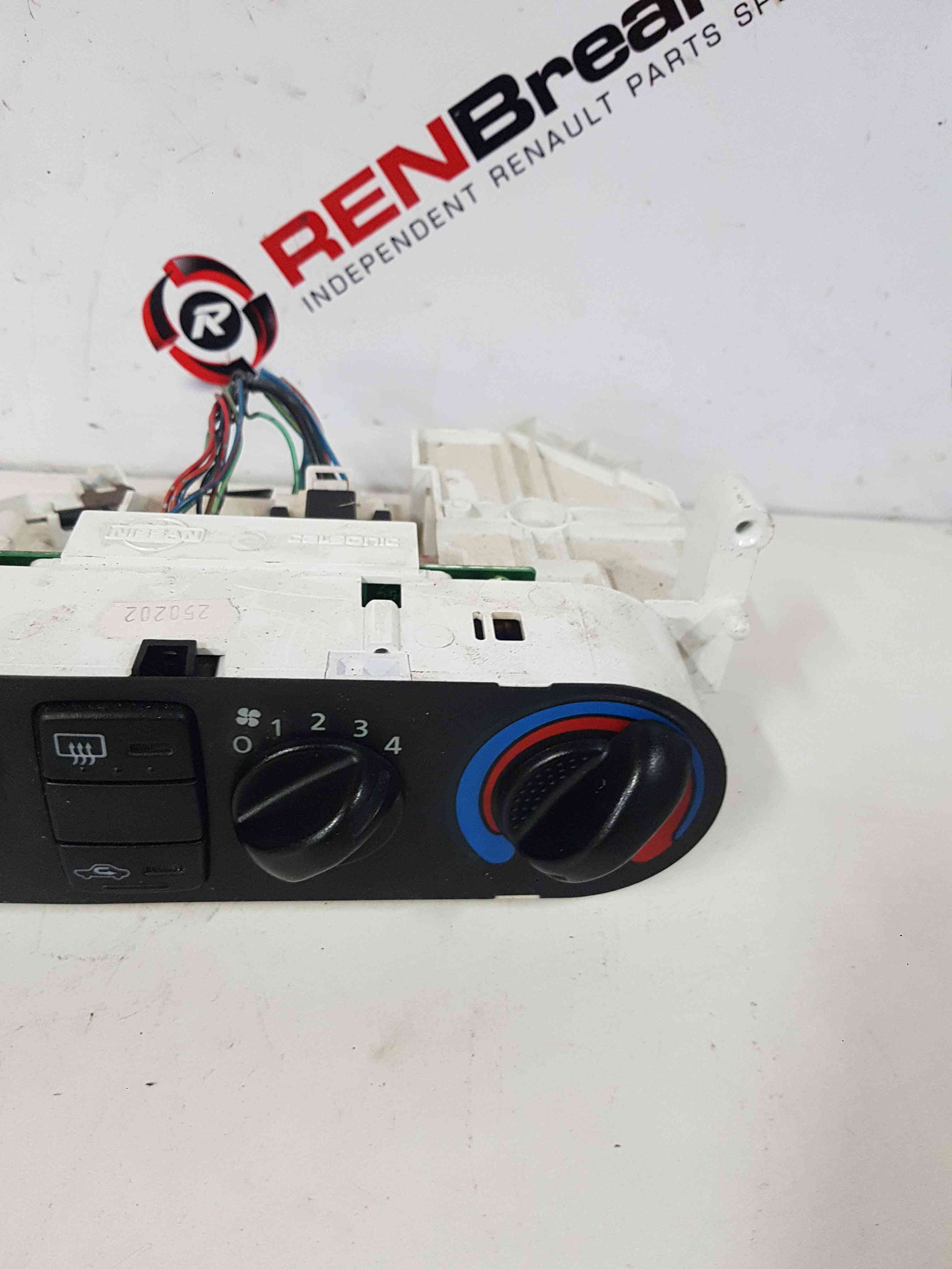 Thumb 5 Nissan Almera 2000-2006 Heater Controls Dials 