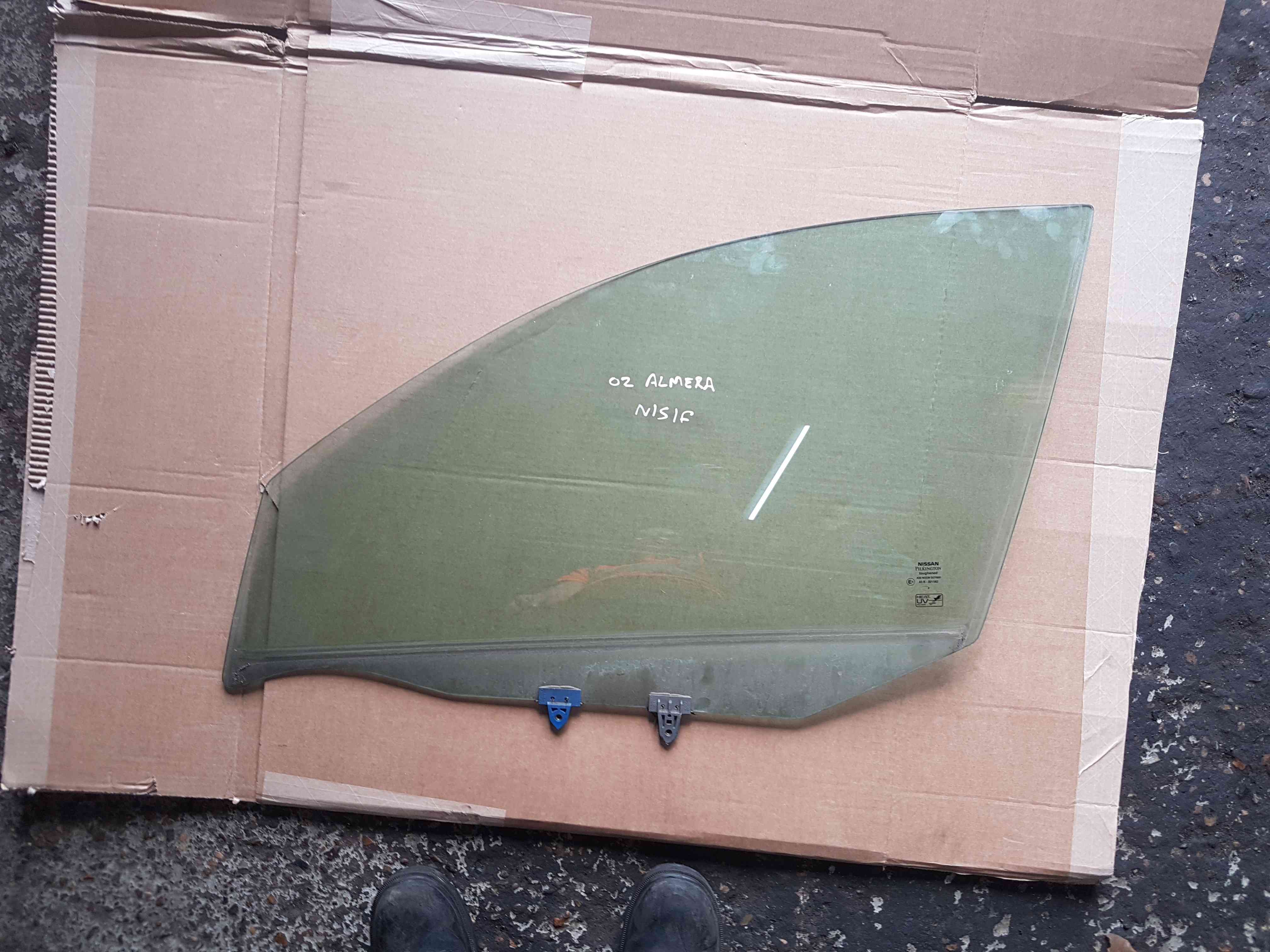 Thumb 5 Nissan Almera 2000-2006 NSF Passenger Front Door Glass 
