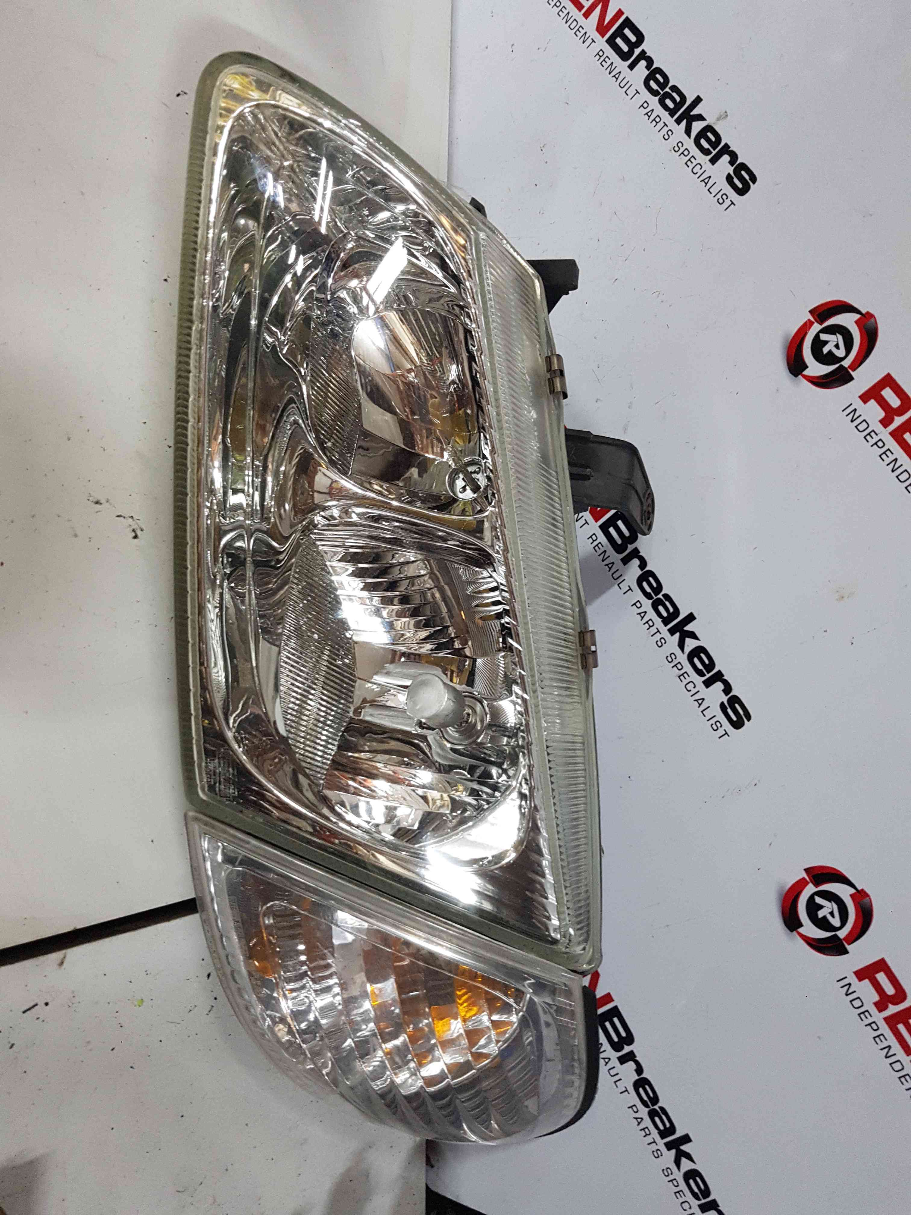 Thumb 2 Nissan Almera 2000-2006 Passenger NSF Front Headlight