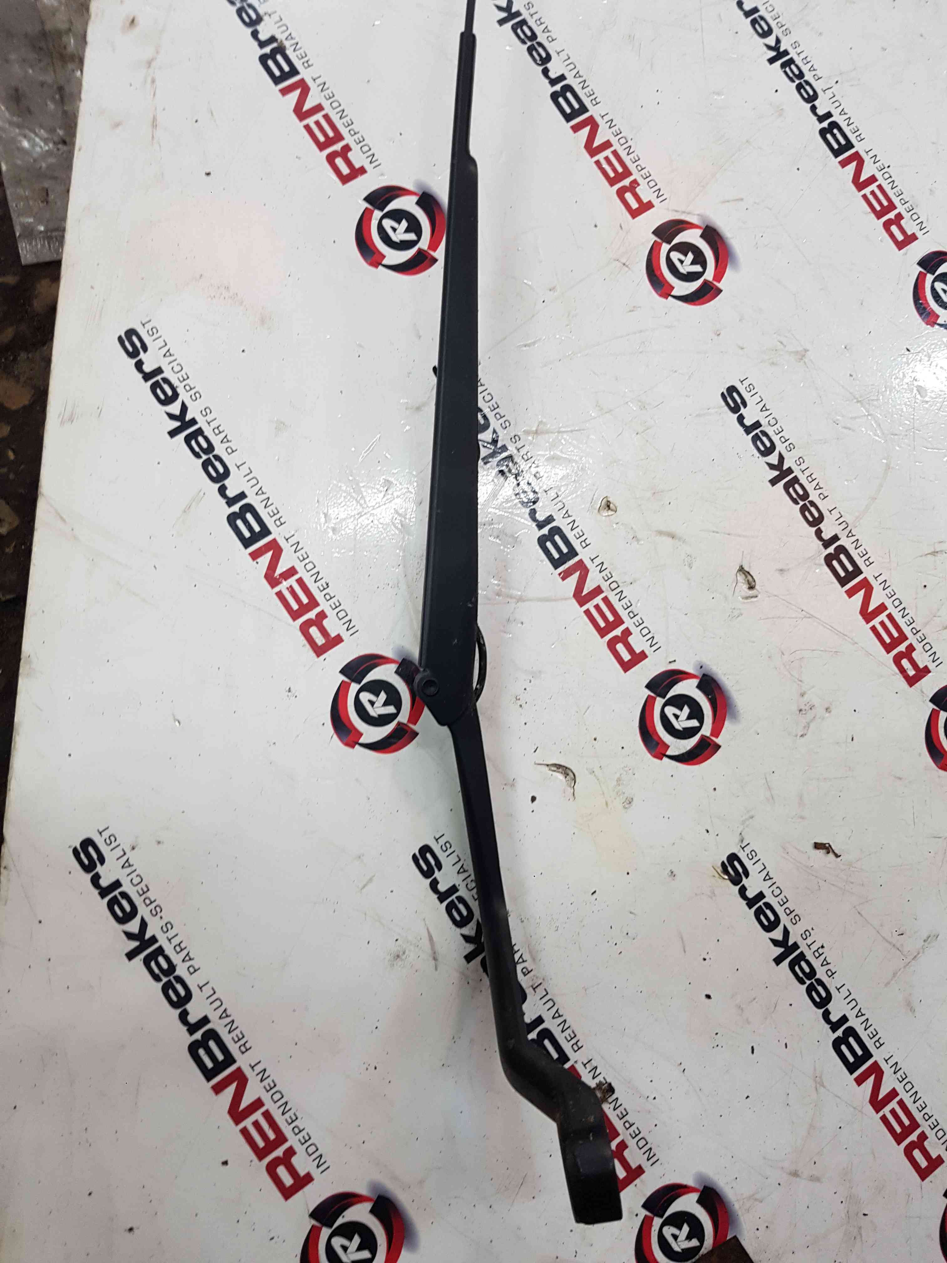 Thumb 4 Nissan Almera 2000-2006 Passenger NSF Front Wiper ARM