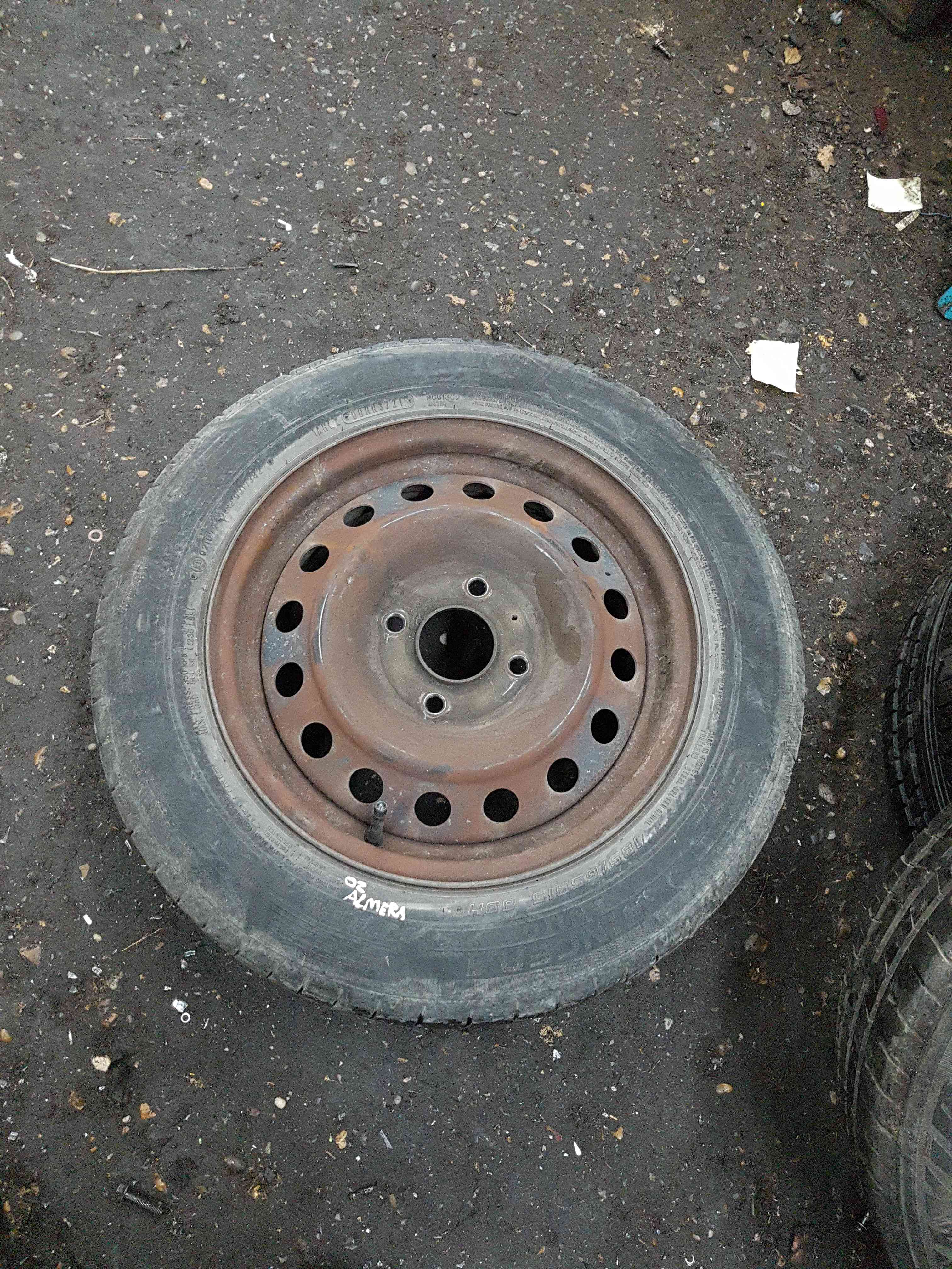 Thumb 3 Nissan Almera 2000-2006 Steel Wheel RIM + Tyre 185 65 15 6Mm 4/5