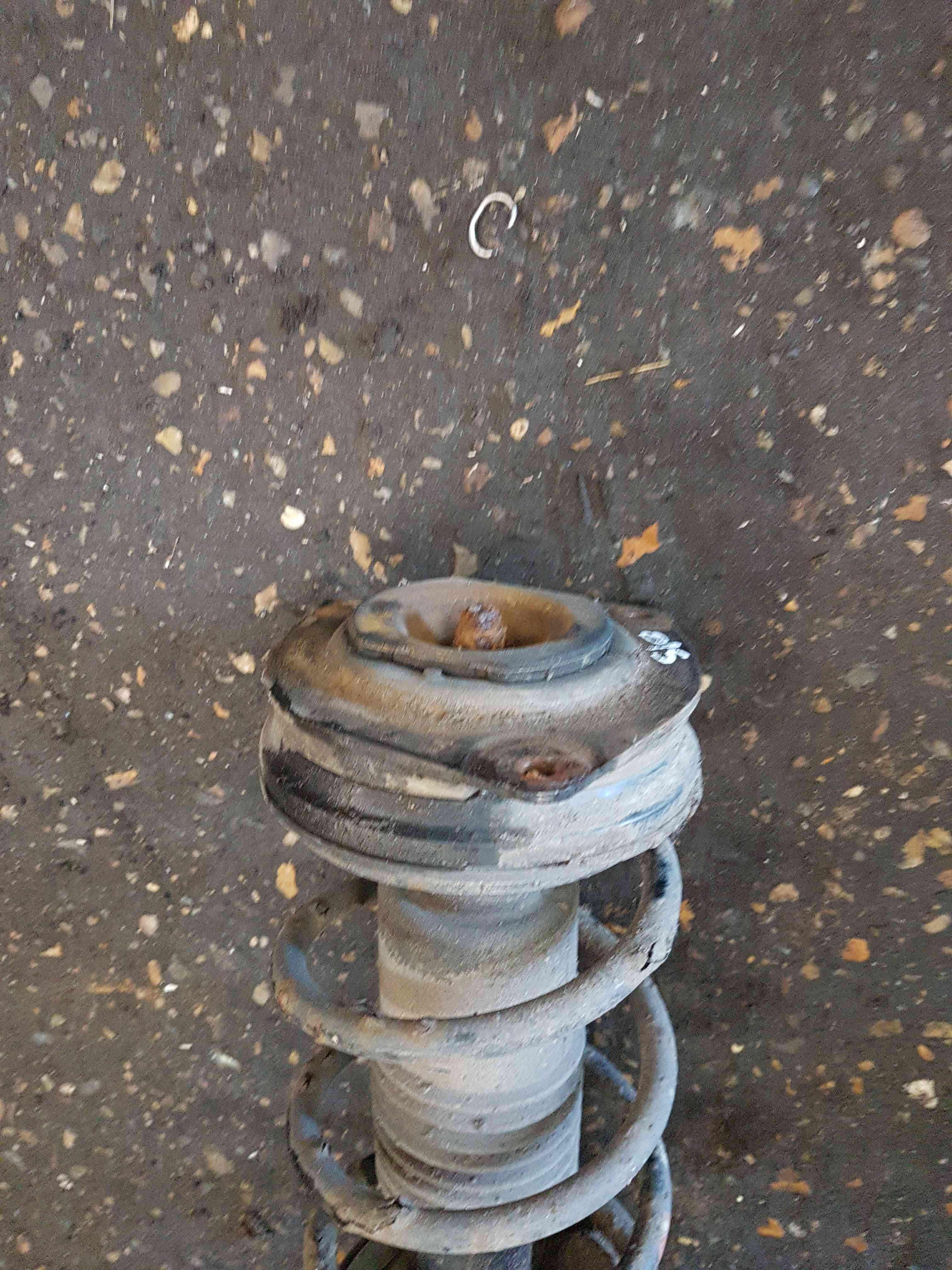 Thumb 3 Nissan Cube Z11 2002-2008 1.4 Petrol Drivers OSF Front Spring Suspension Shock