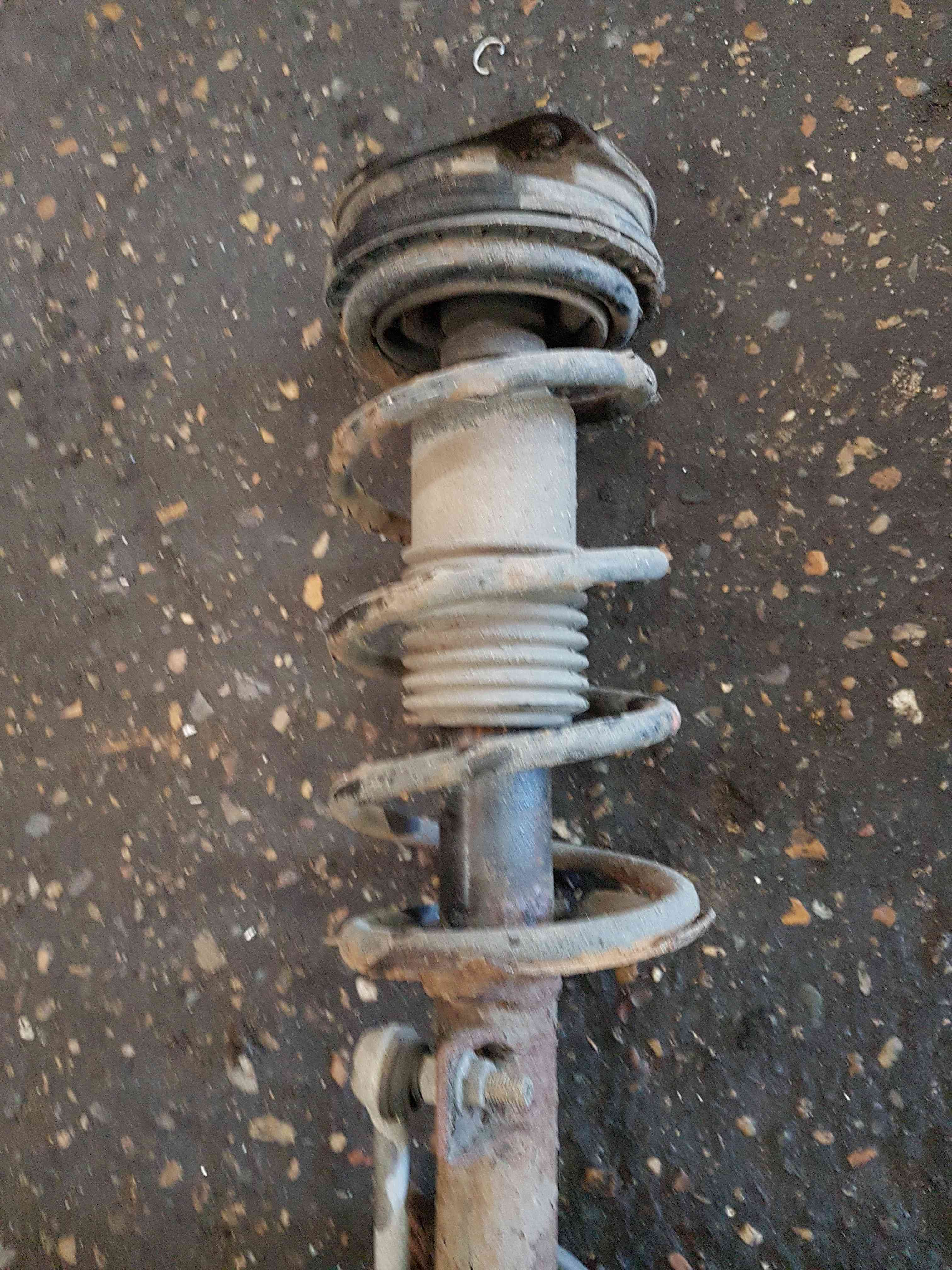 Thumb 4 Nissan Cube Z11 2002-2008 1.4 Petrol Drivers OSF Front Spring Suspension Shock