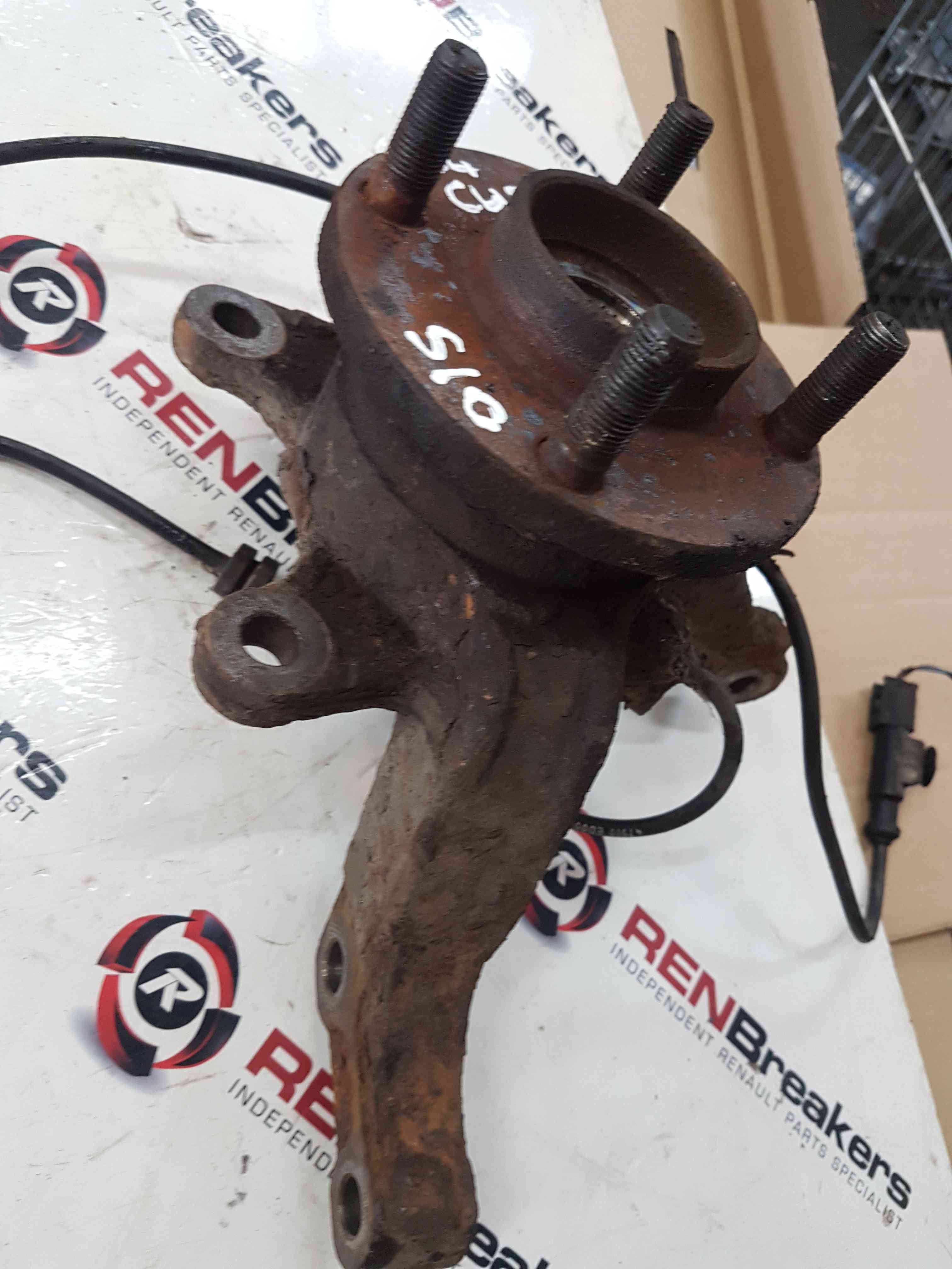 Thumb 5 Nissan Cube Z11 2002-2008 1.4 Petrol Drivers OSF Front Wheel HUB Abs