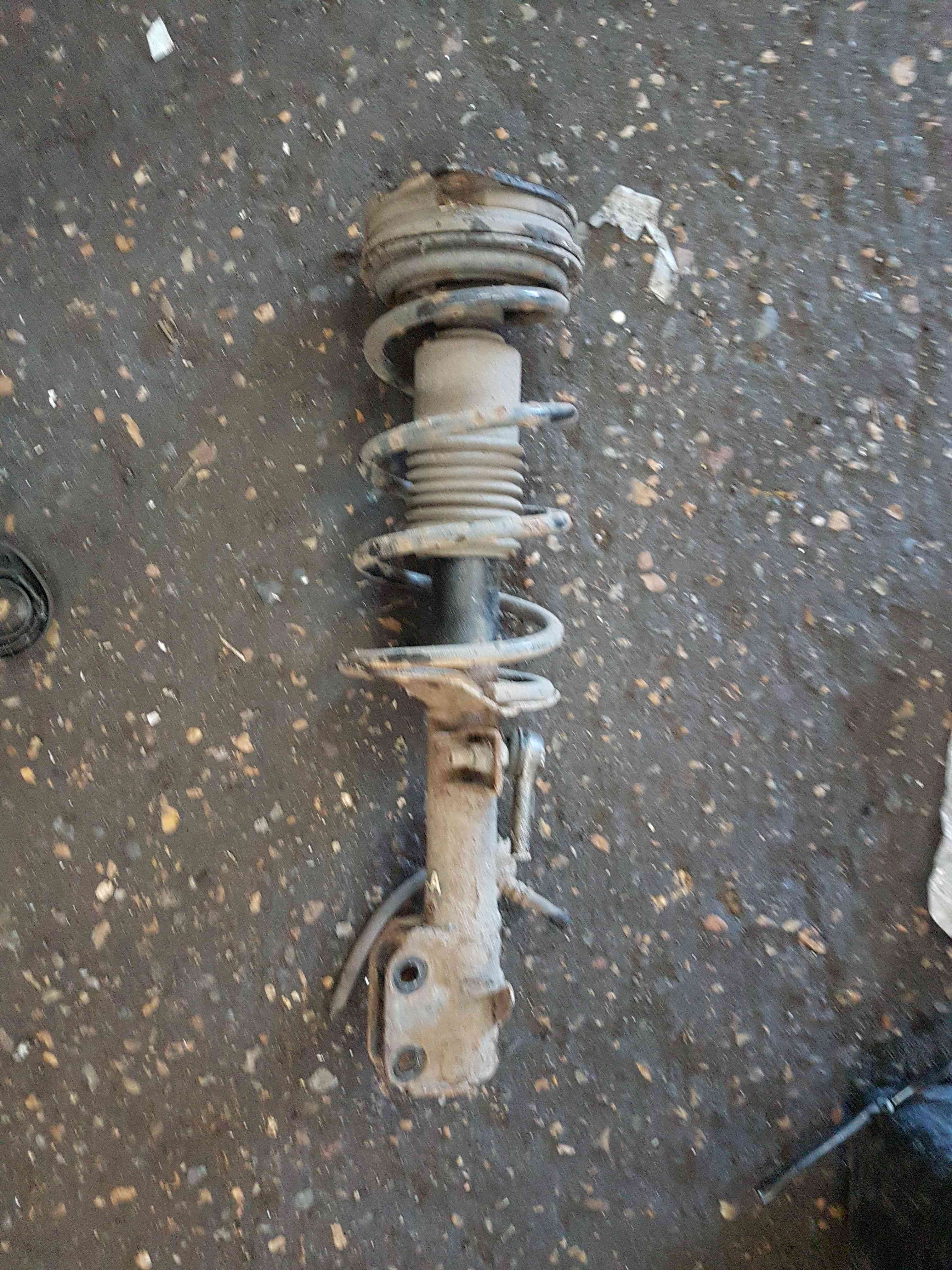 Thumb 2 Nissan Cube Z11 2002-2008 1.4 Petrol Passenger NSF Front Spring Suspension Shock