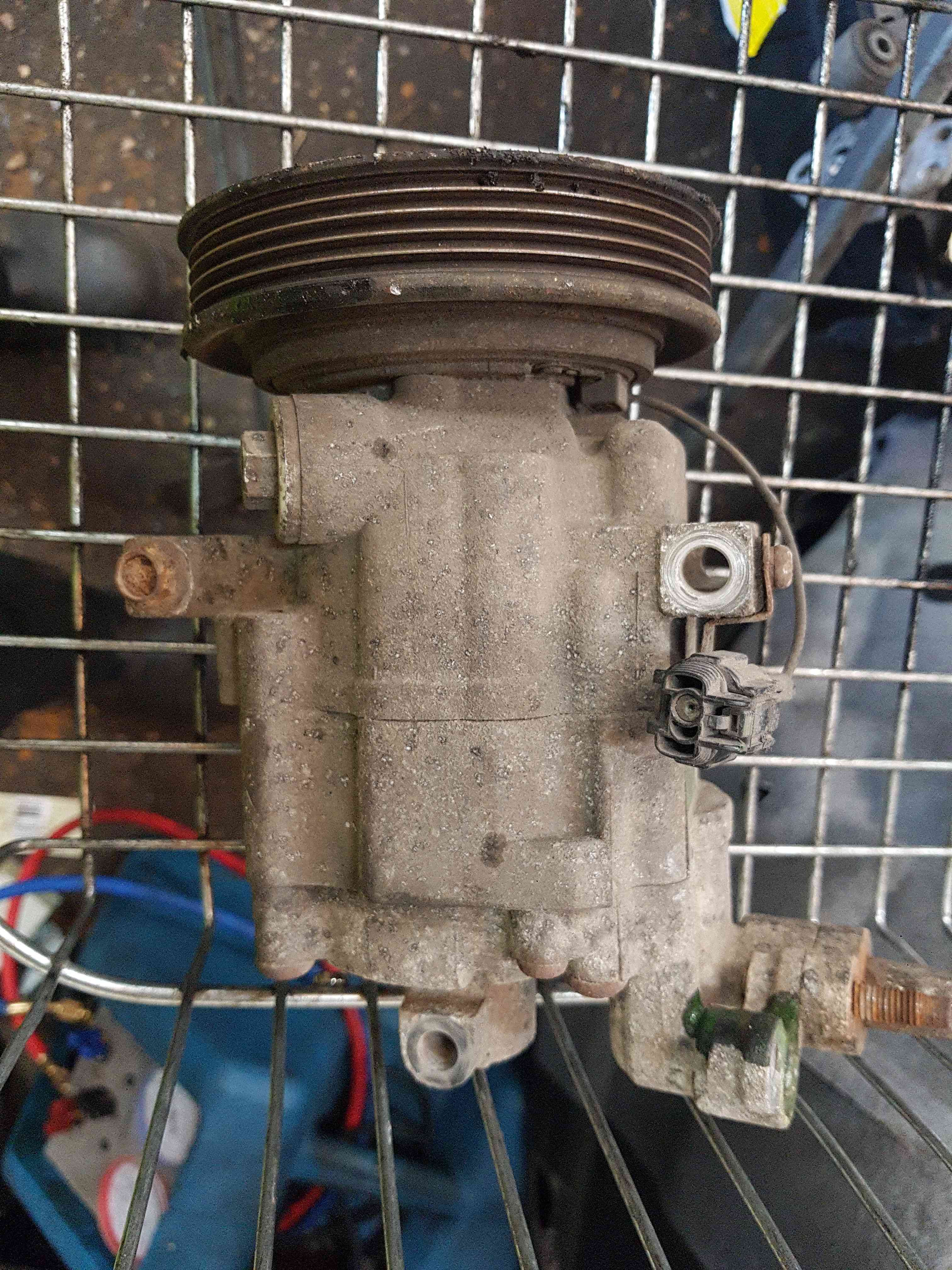 Thumb 2 Nissan Cube Z11 2002-2008 AIR Con Aircon Compressor Unit 1.4 487040388
