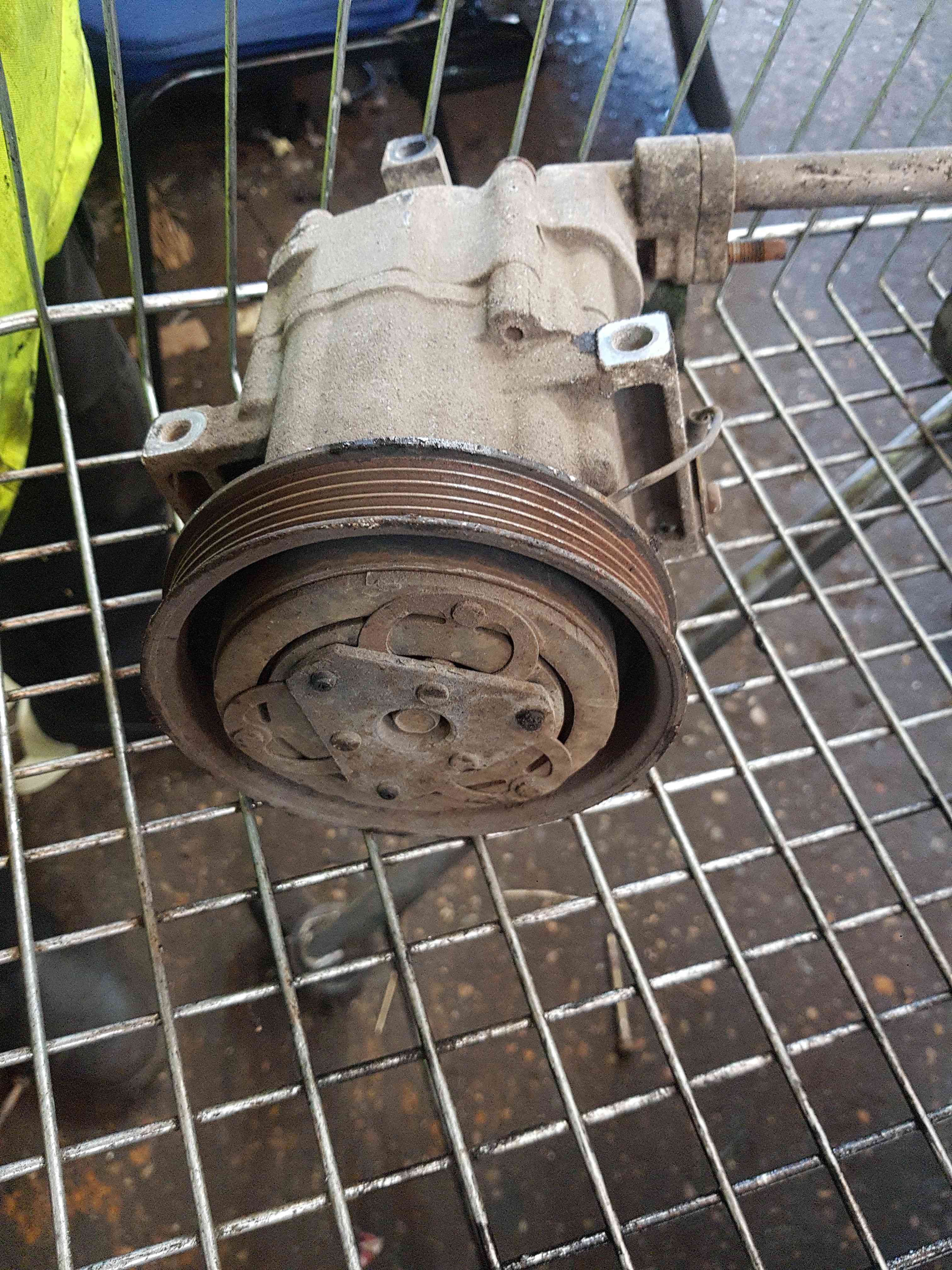 Thumb 6 Nissan Cube Z11 2002-2008 AIR Con Aircon Compressor Unit 1.4 487040388