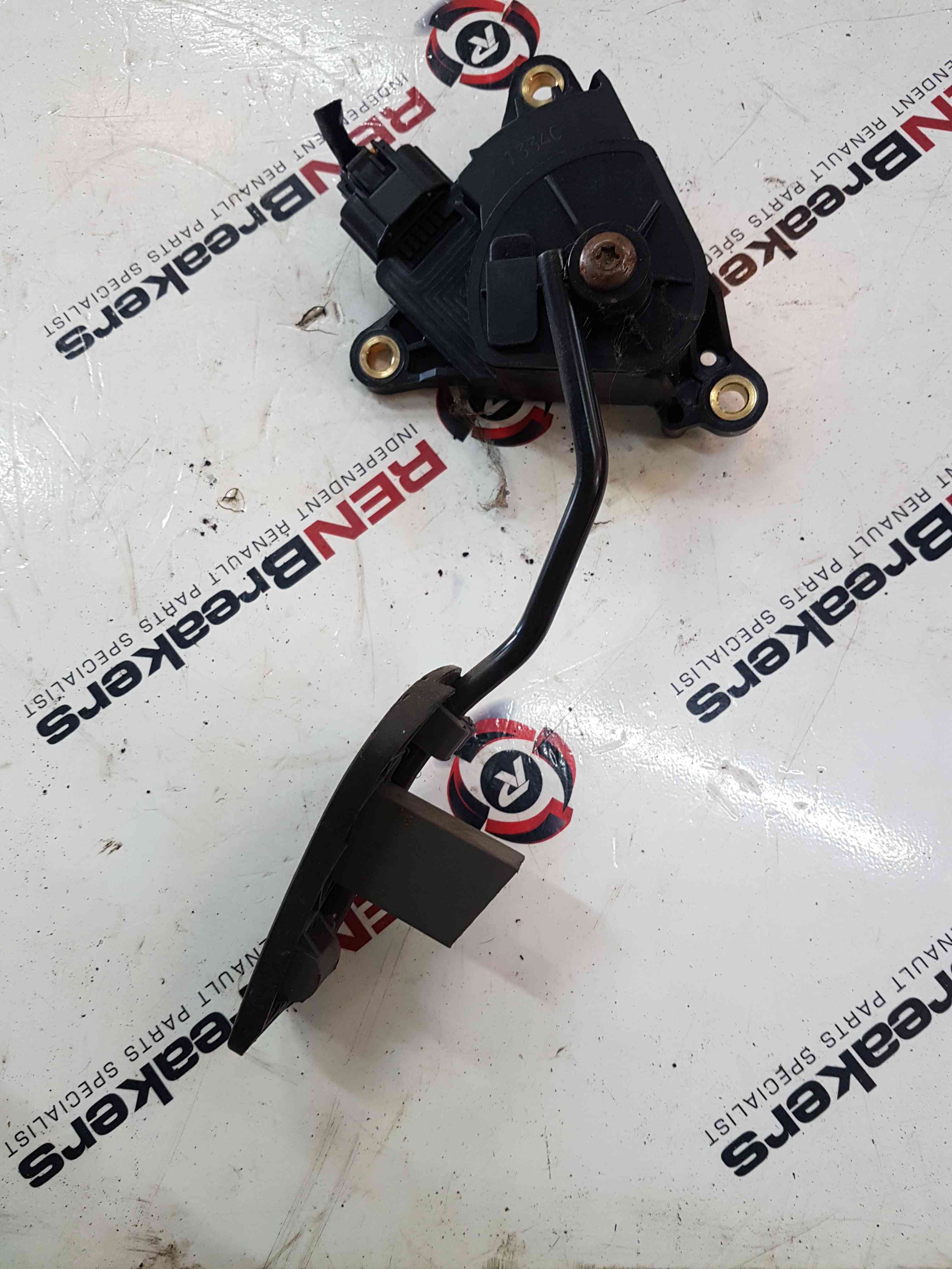 Thumb 4 Nissan Cube Z11 2002-2008 Accelerator Throttle Pedal