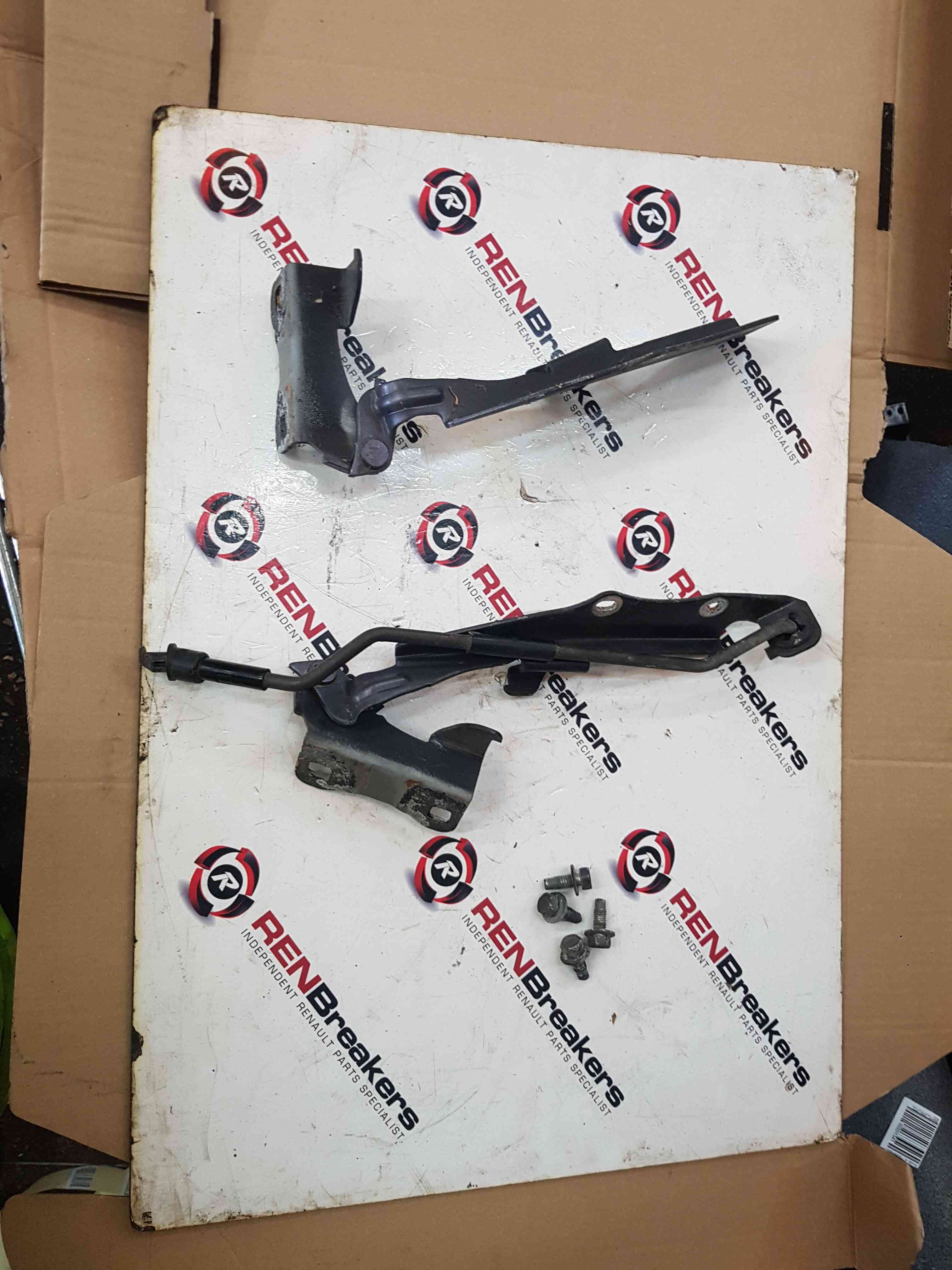 Thumb 2 Nissan Cube Z11 2002-2008 Bonnet Hinge Hinges + Catch BAR + Bolts