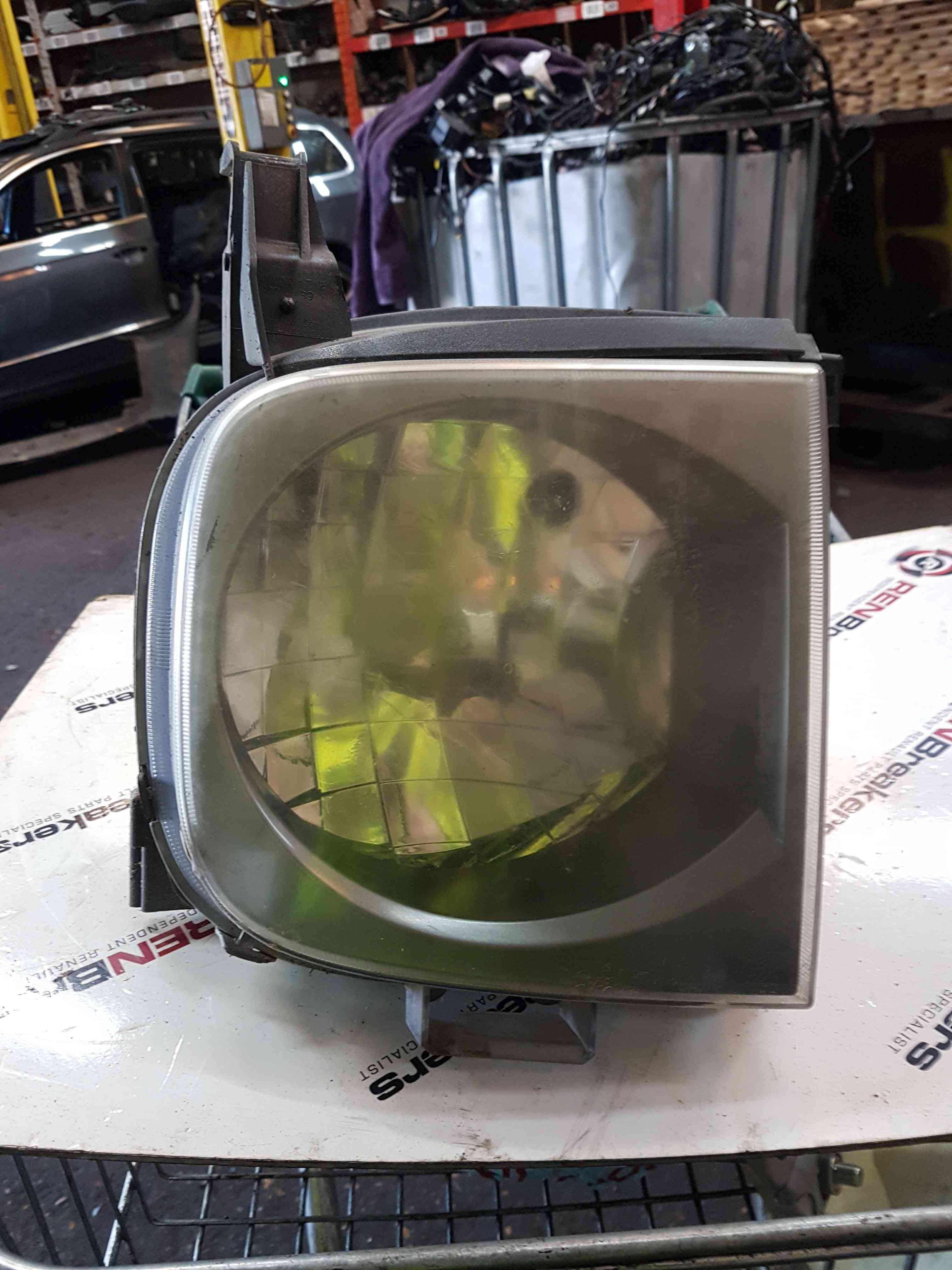 Thumb 2 Nissan Cube Z11 2002-2008 Drivers OSF Front Headlight