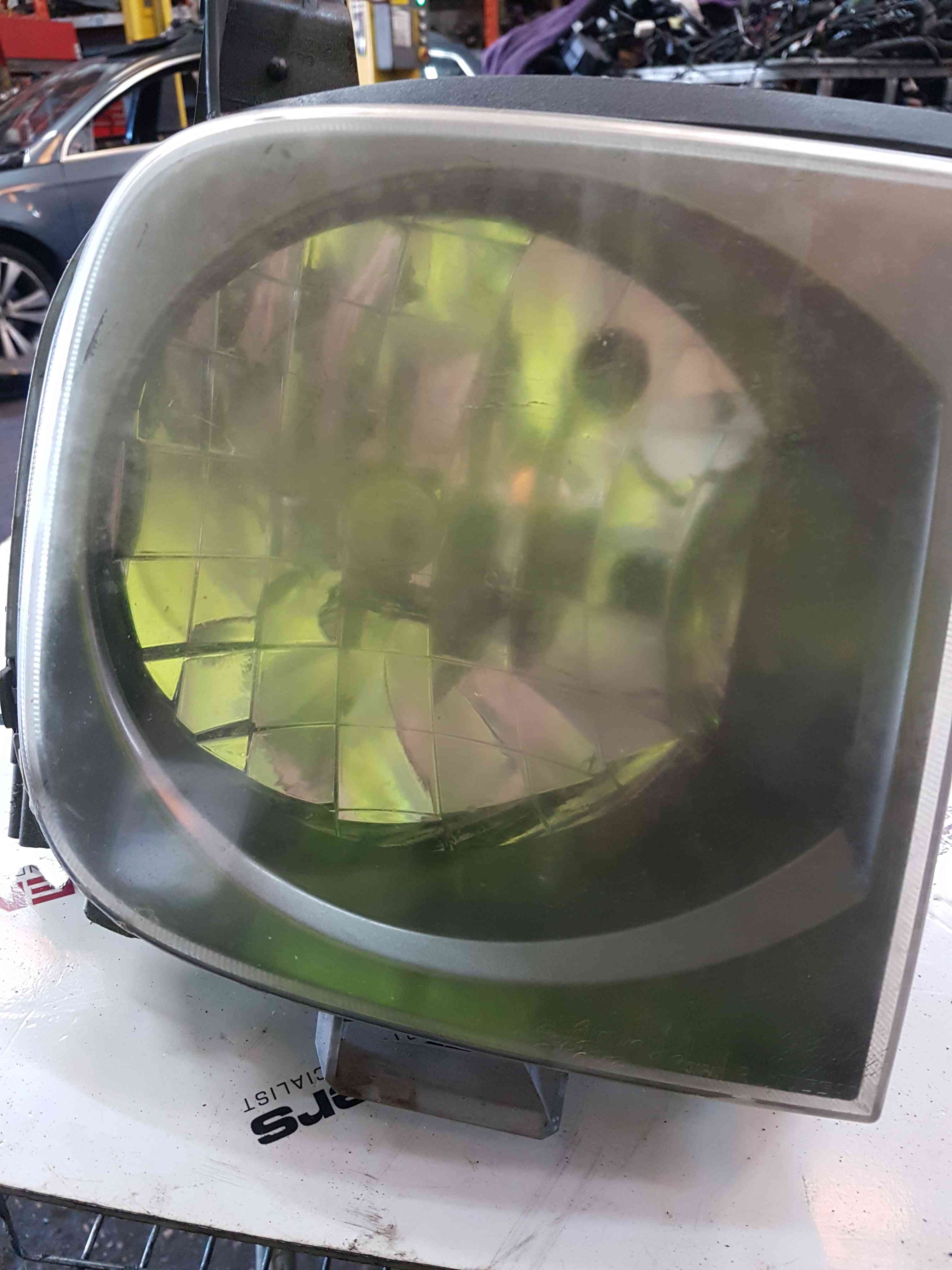 Thumb 4 Nissan Cube Z11 2002-2008 Drivers OSF Front Headlight