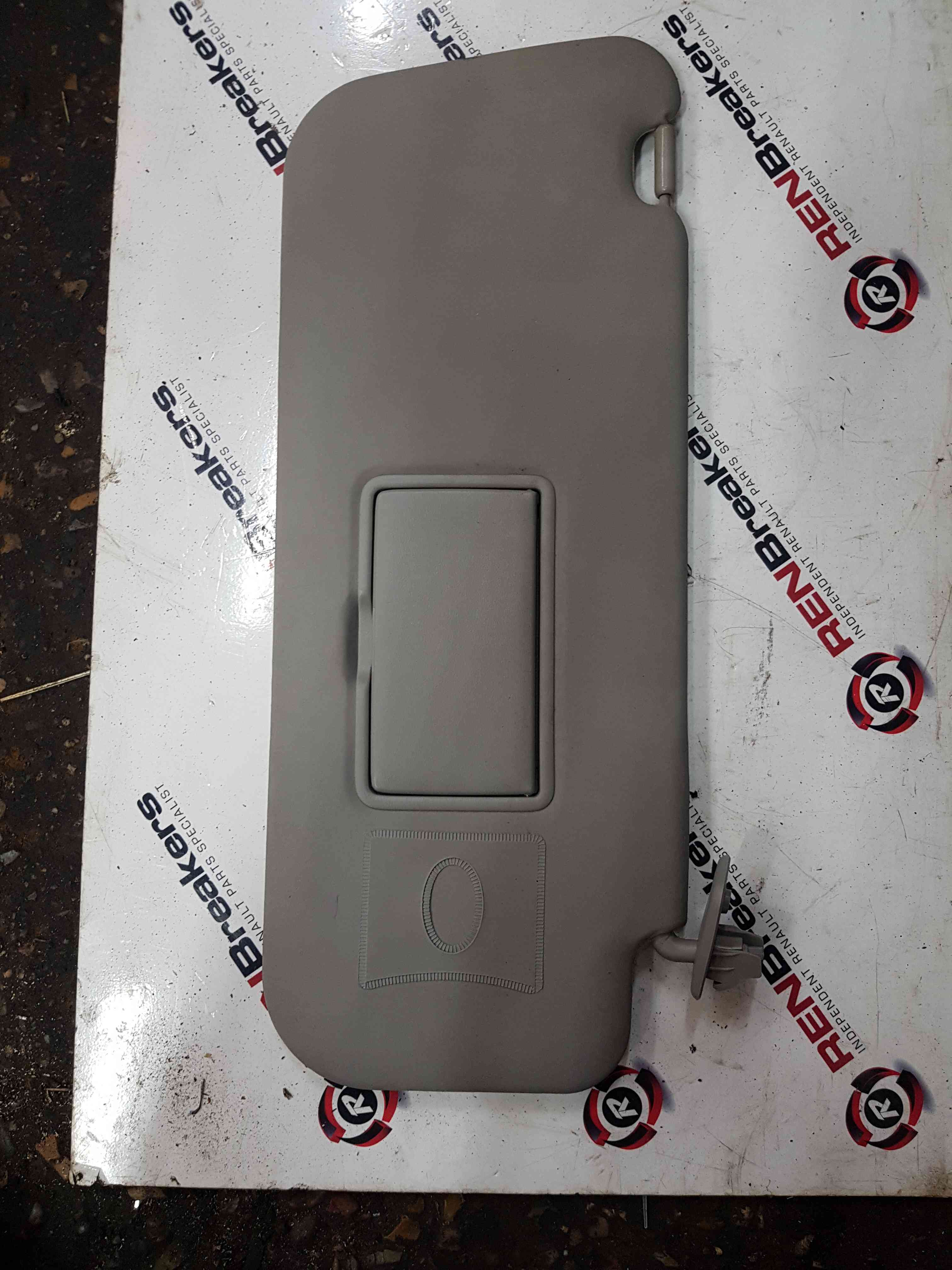 Thumb 2 Nissan Cube Z11 2002-2008 Drivers OSF Front SUN Visor