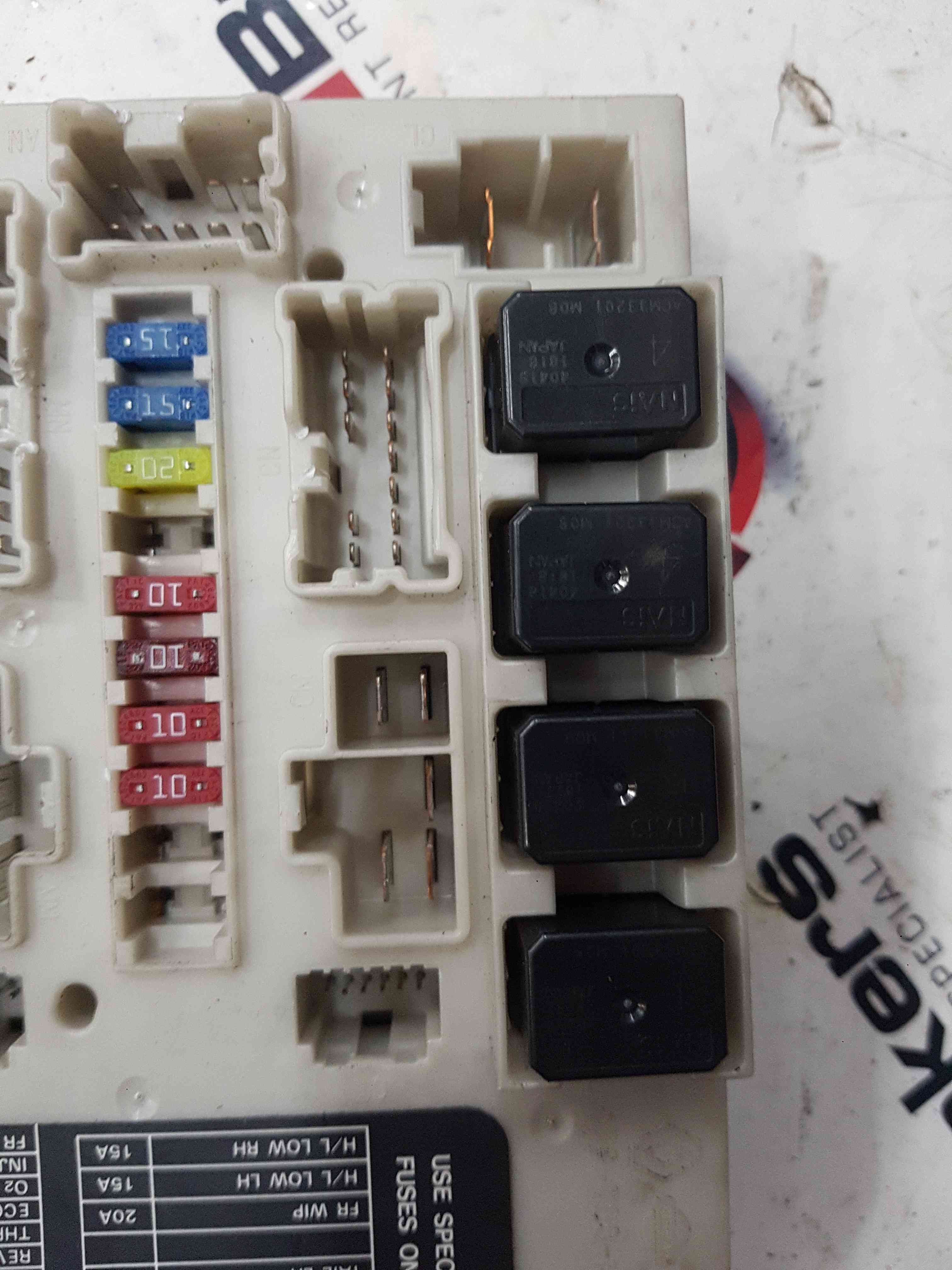 Thumb 4 Nissan Cube Z11 2002-2008 Engine BAY Fuse BOX Upc C844E24