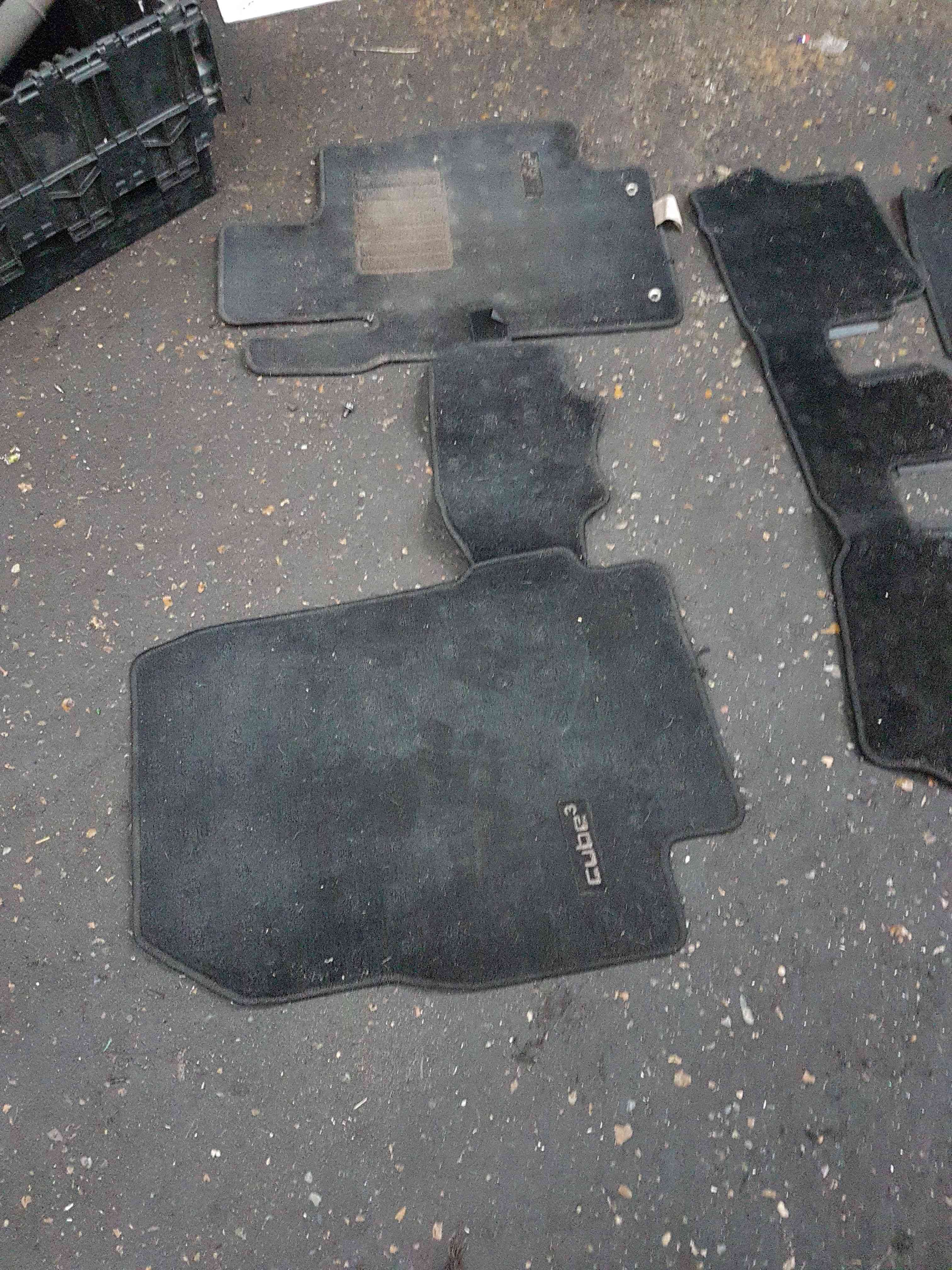 Thumb 6 Nissan Cube Z11 2002-2008 Floor Matts SET Front Middle Rear 