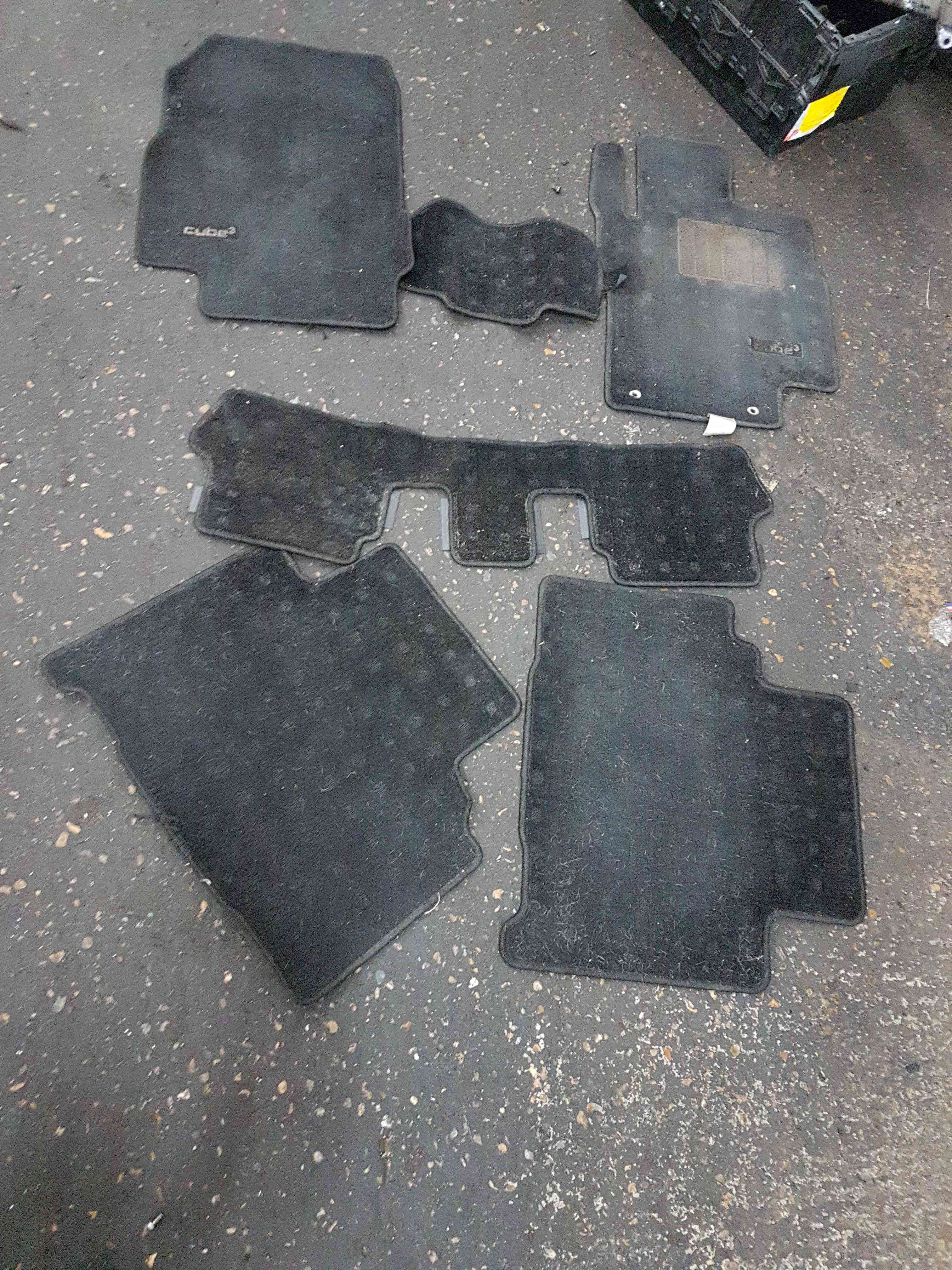 Thumb 8 Nissan Cube Z11 2002-2008 Floor Matts SET Front Middle Rear 