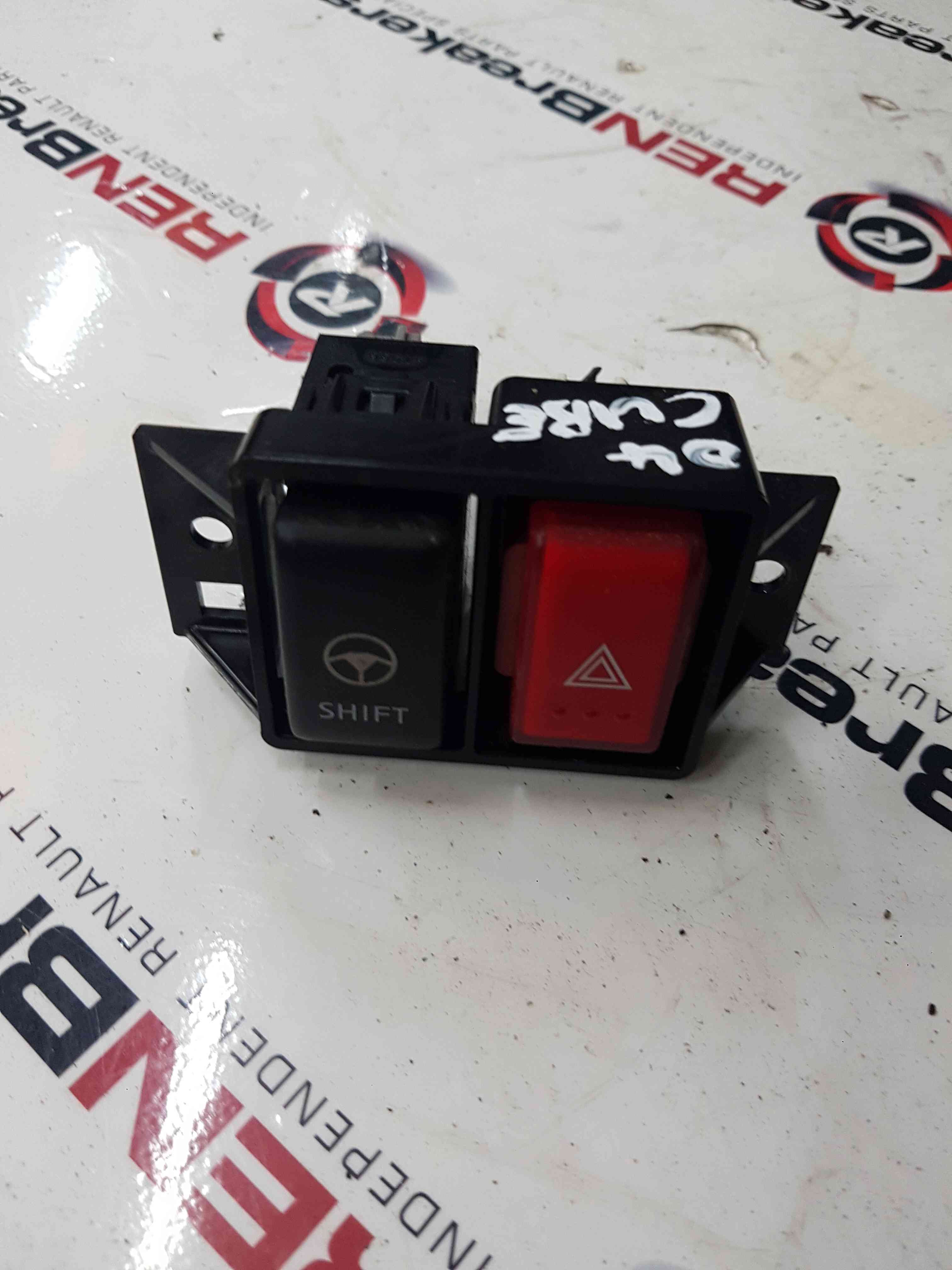 Thumb 2 Nissan Cube Z11 2002-2008 Hazard Warning Switch Shift