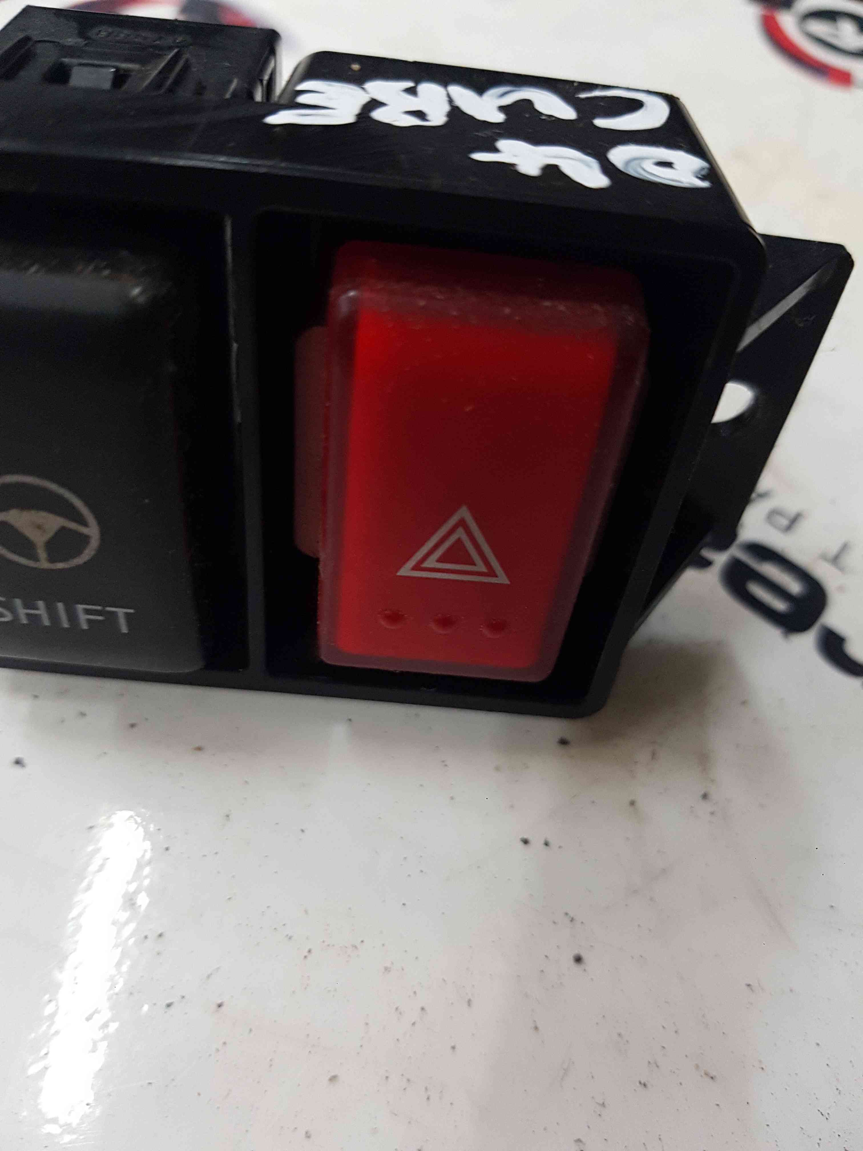 Thumb 4 Nissan Cube Z11 2002-2008 Hazard Warning Switch Shift