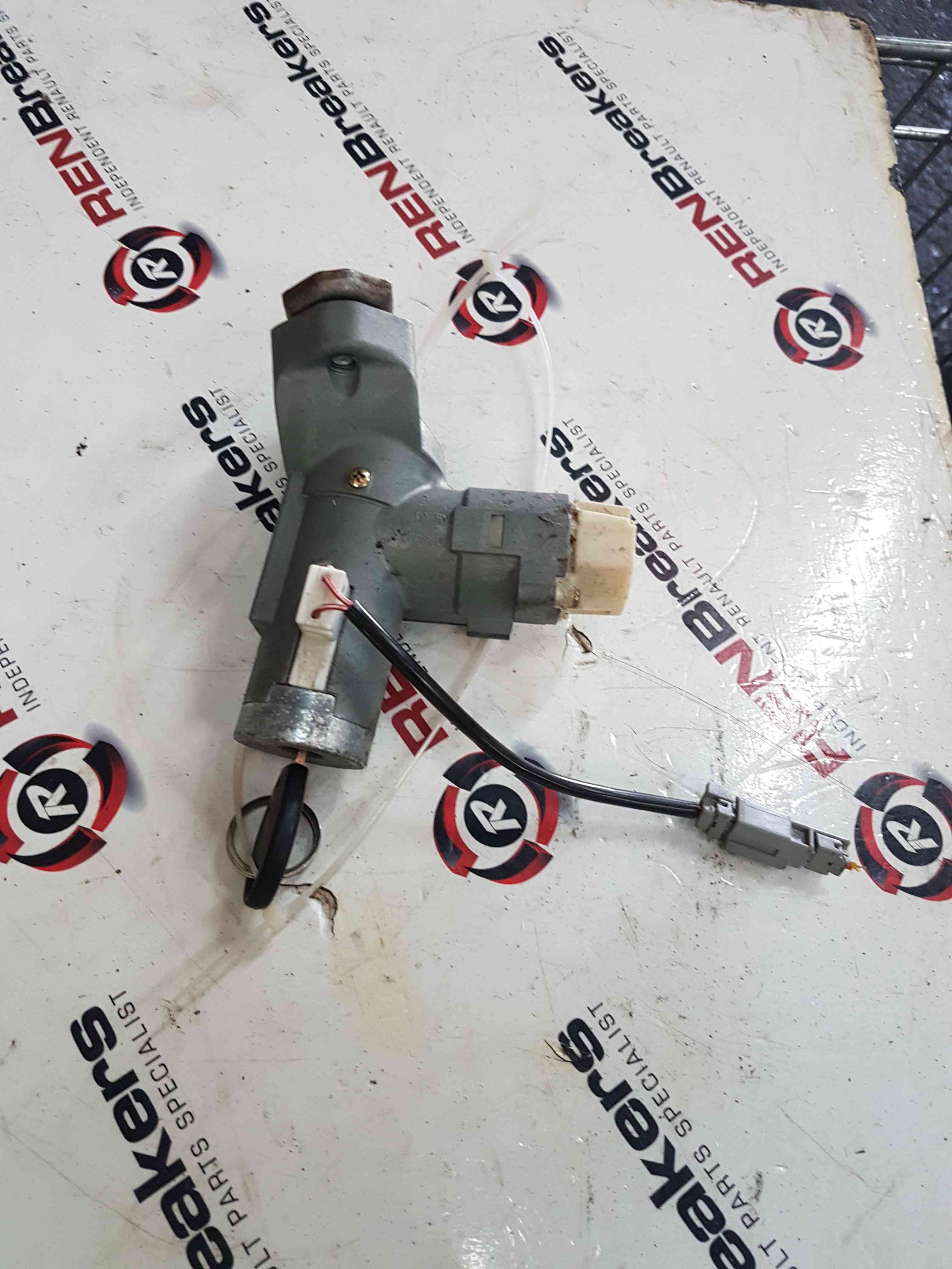 Thumb 9 Nissan Cube Z11 2002-2008 Ignition Barrel + KEY