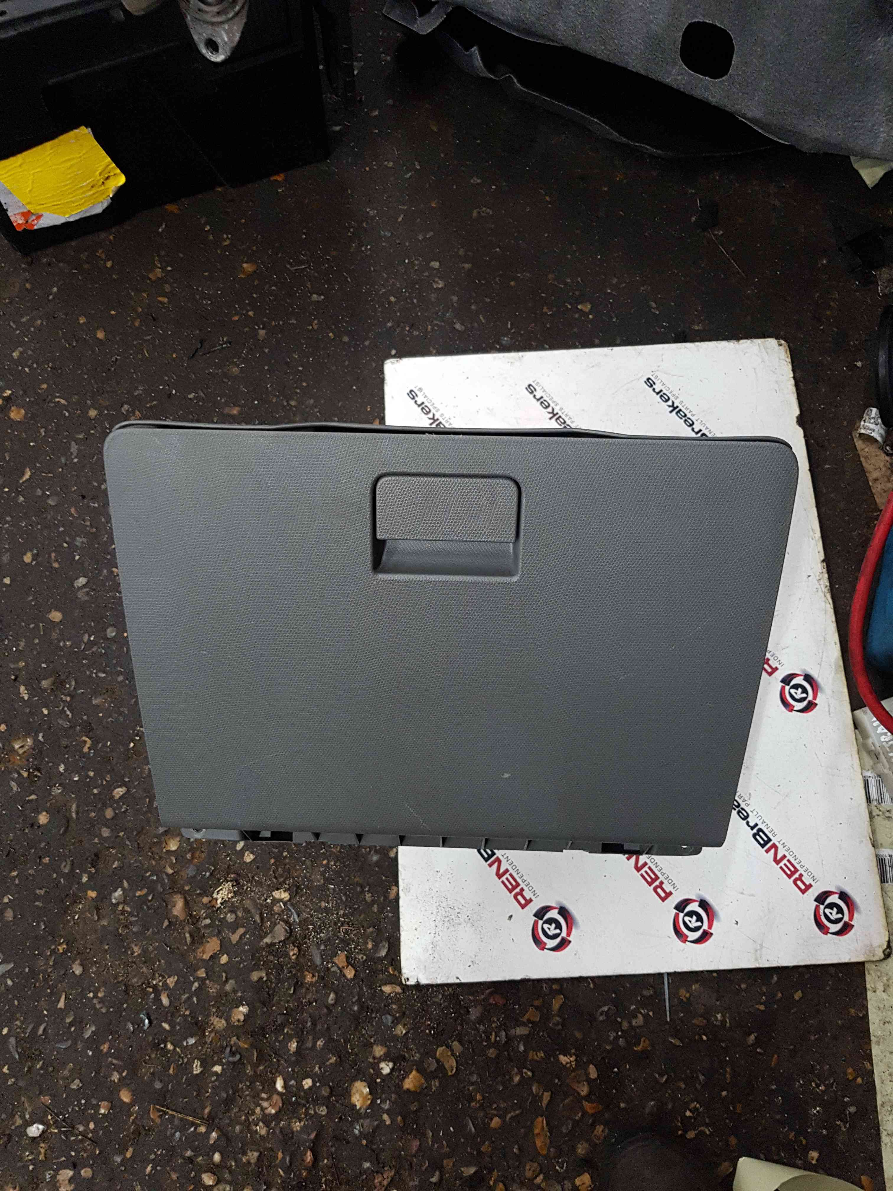 Thumb 2 Nissan Cube Z11 2002-2008 Passenger Dash Glove BOX Compartment 685203U000