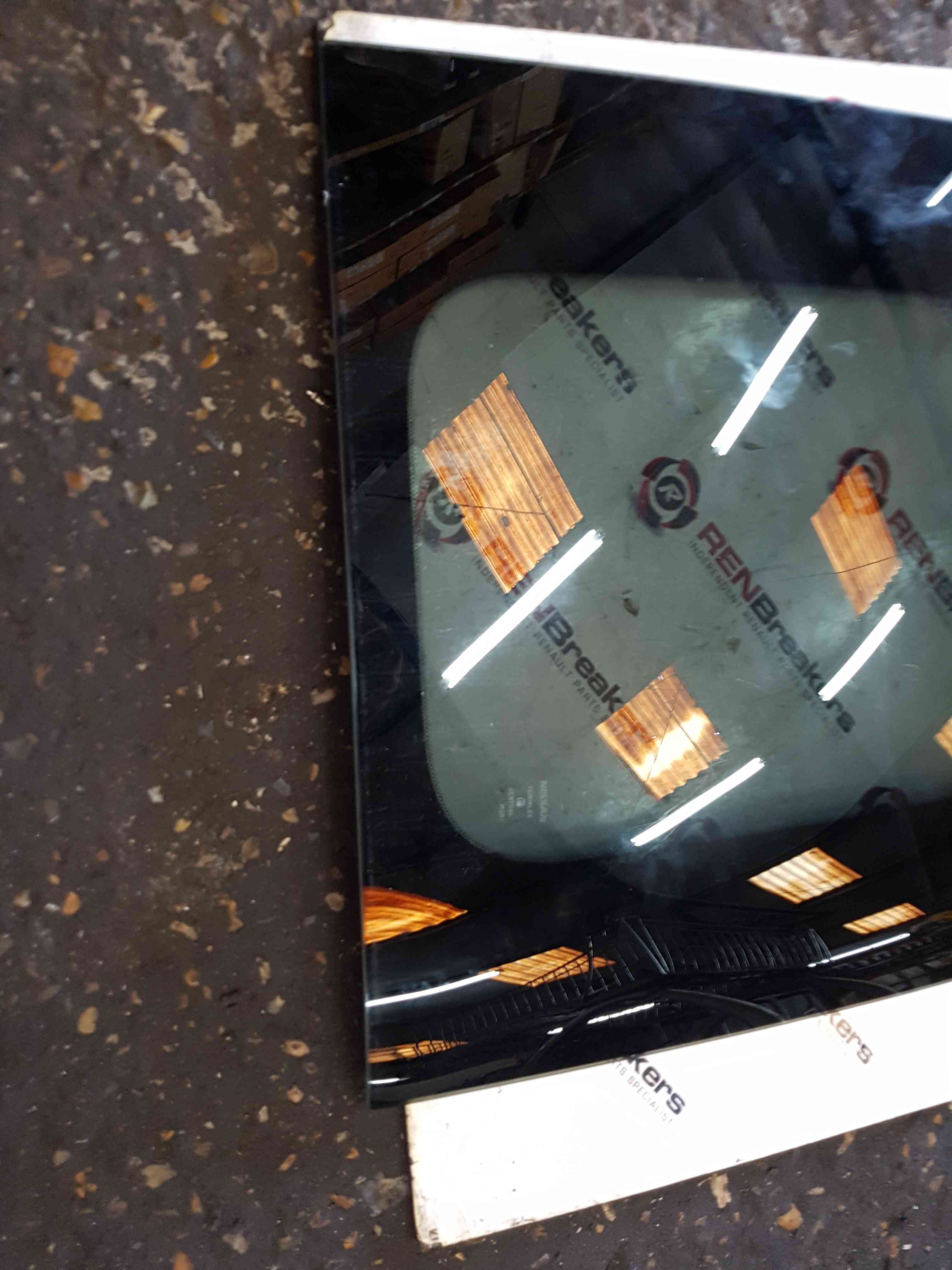 Thumb 4 Nissan Cube Z11 2002-2008 Passenger NSR Window Glass Cerved