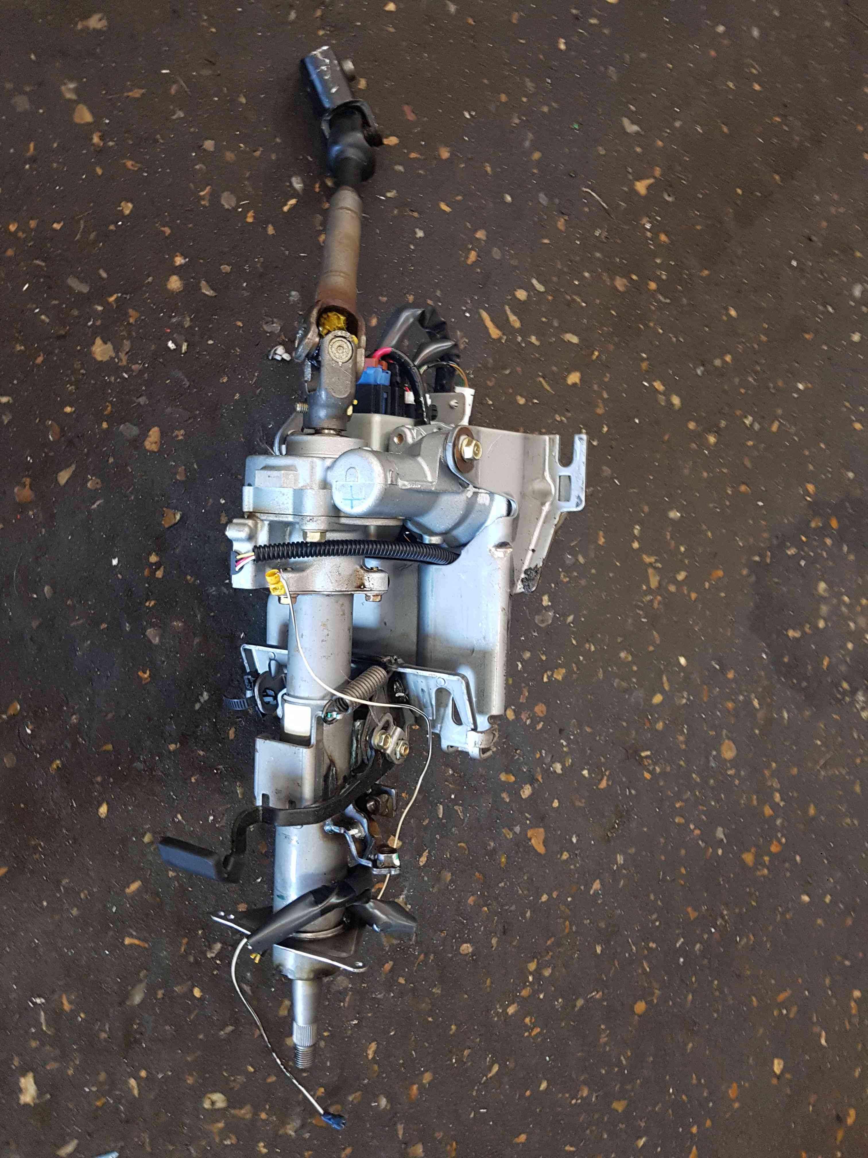 Thumb 10 Nissan Cube Z11 2002-2008 Power Steering Column 