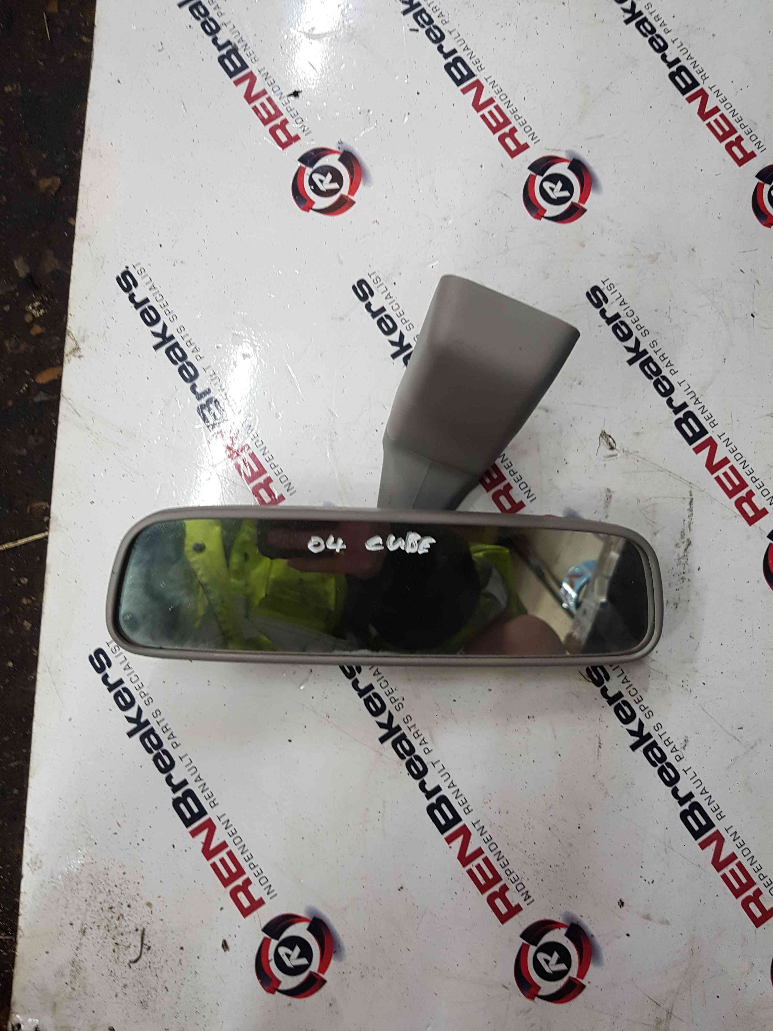 Thumb 2 Nissan Cube Z11 2002-2008 Rear View Mirror