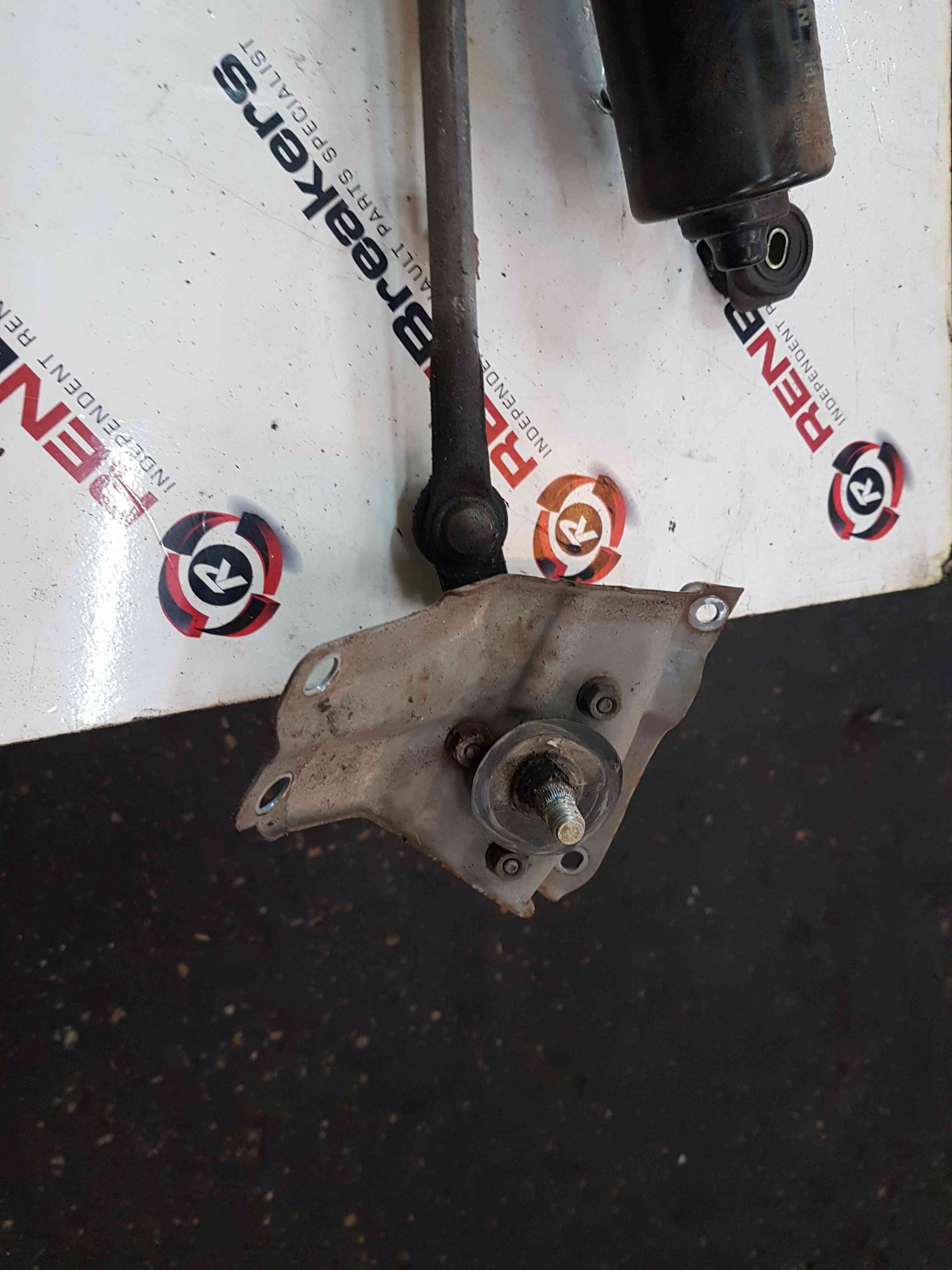 Thumb 3 Nissan Cube Z11 2002-2008 Wiper Motor + Linkage