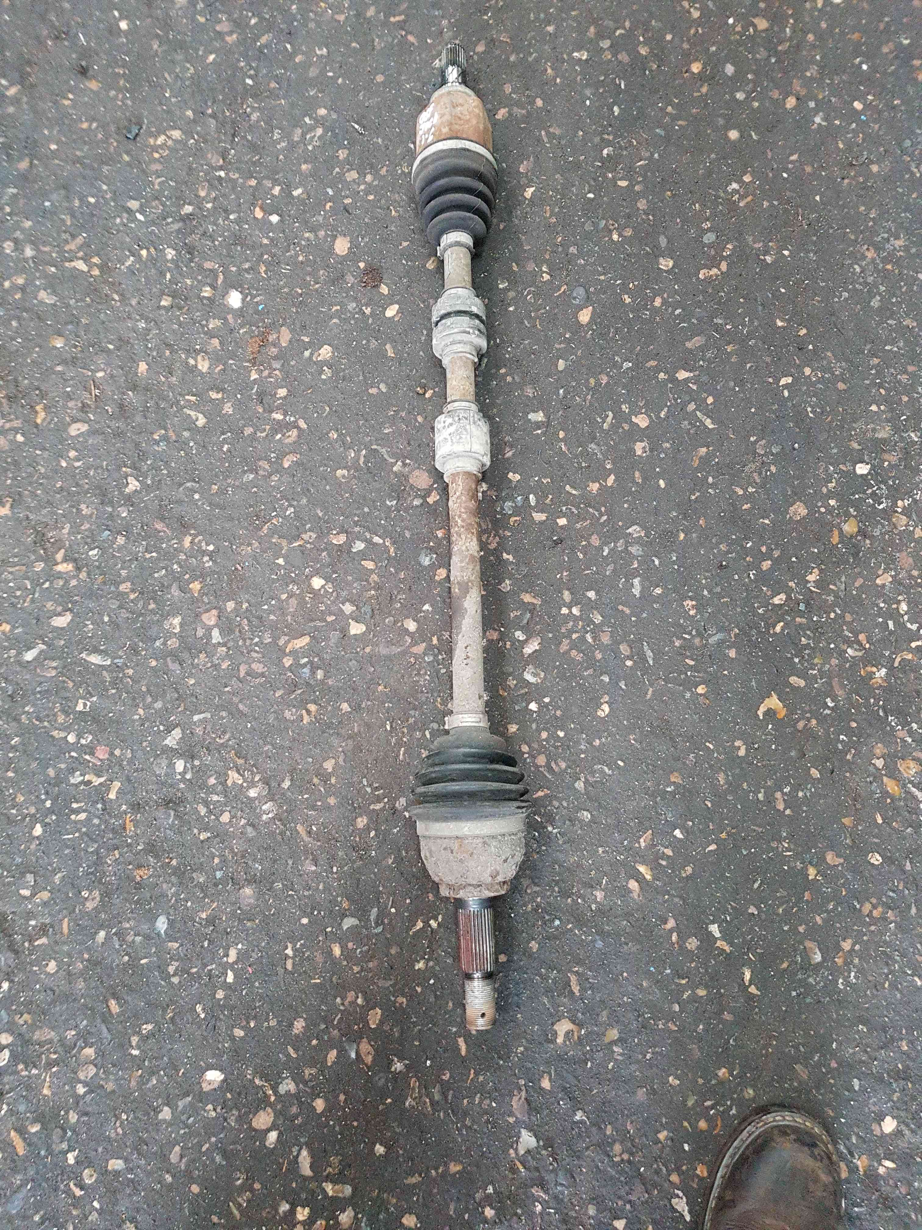 Thumb 2 Nissan Juke MK1 2010-2014 1.6 Petrol Drivers OSF Front Driveshaft