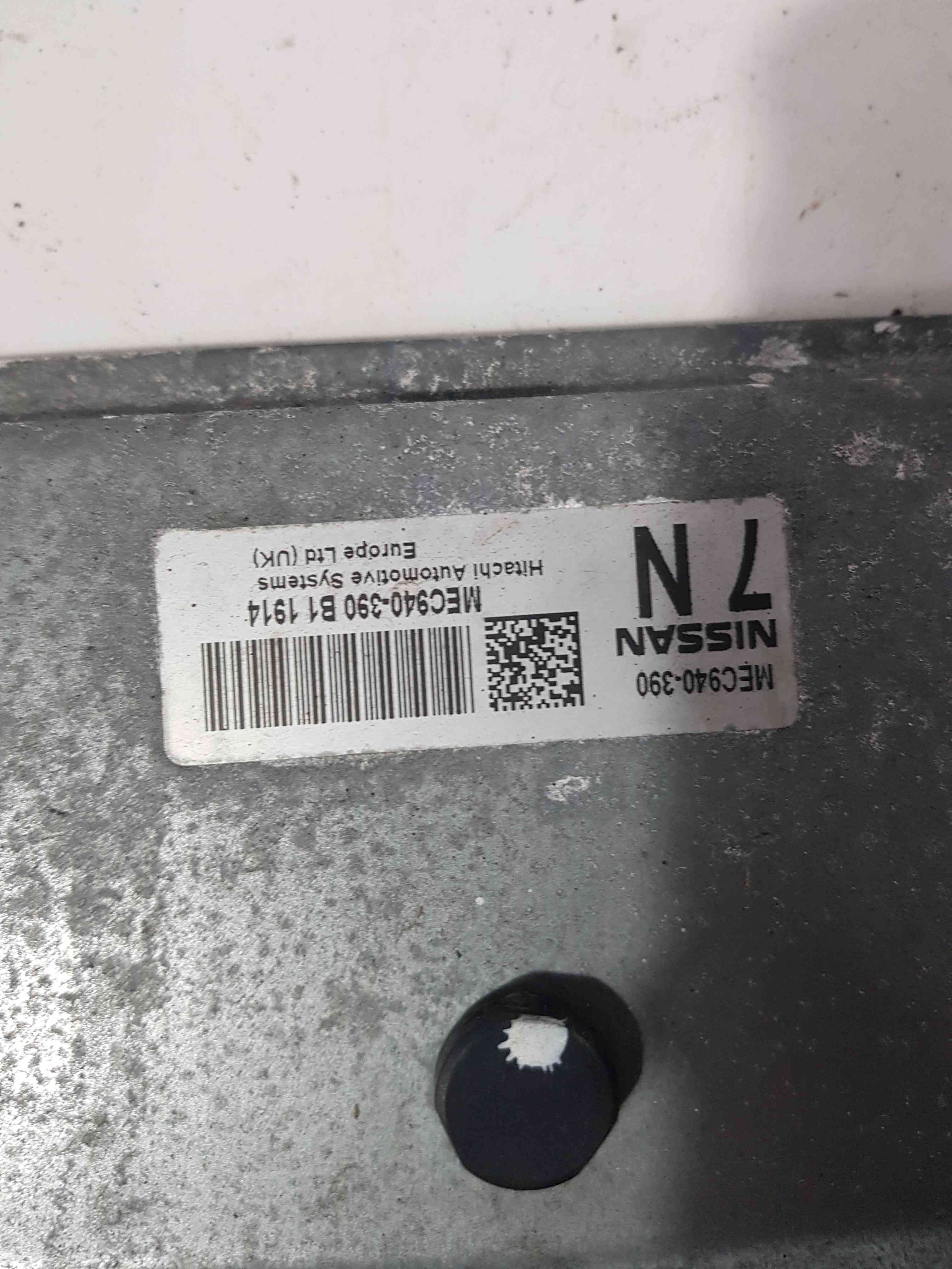 Thumb 3 Nissan Juke MK1 2010-2014 1.6 Petrol Engine Control Unit ECU MEC-940-390