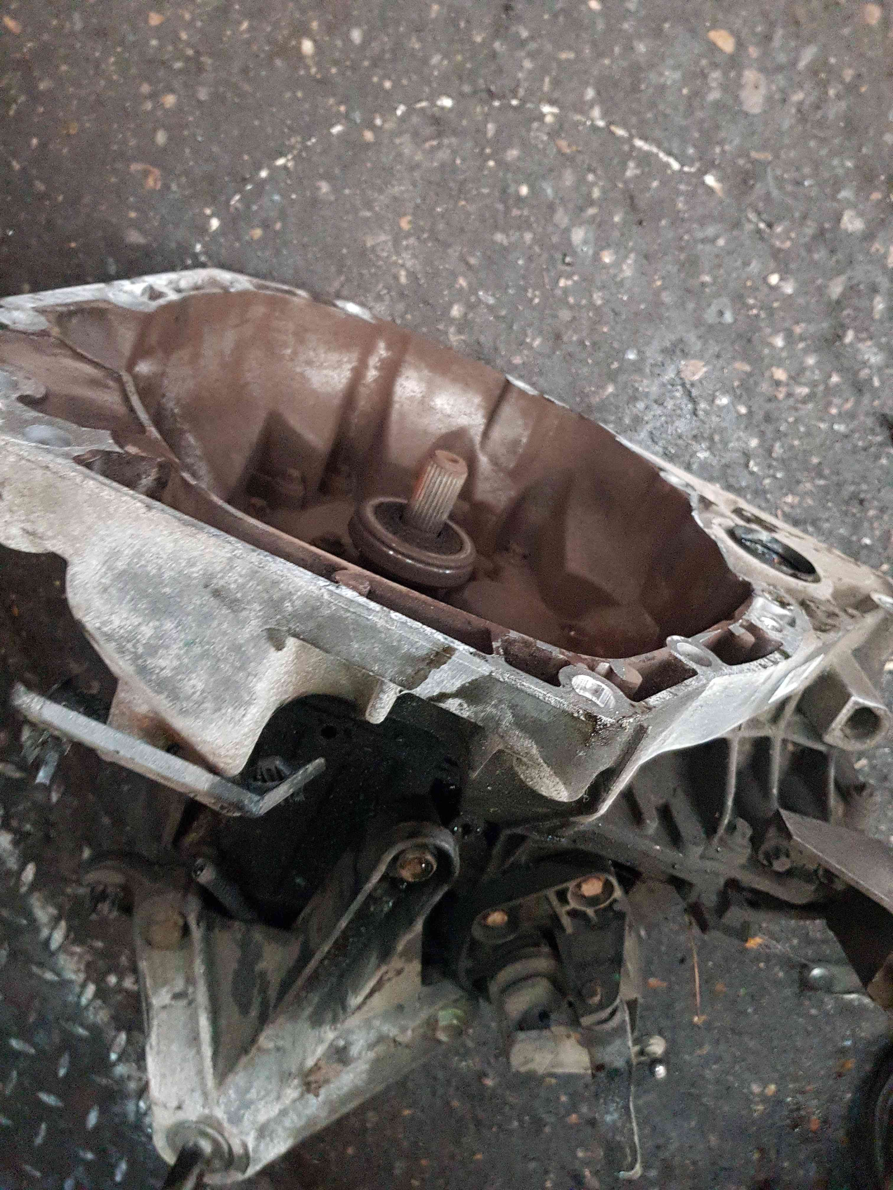 Thumb 4 Nissan Juke MK1 2010-2014 1.6 Petrol Gearbox Manual JR0 2SG