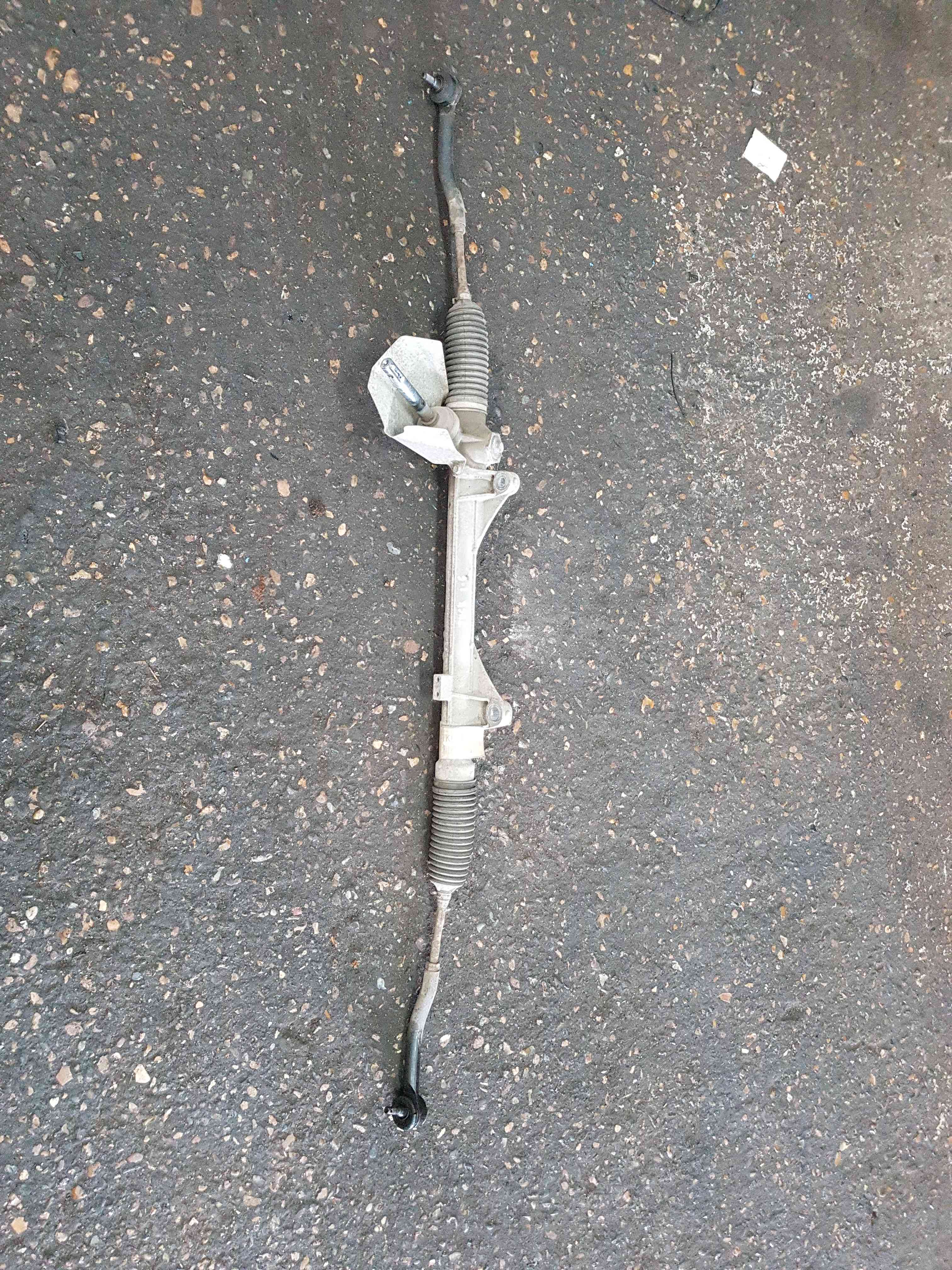 Thumb 2 Nissan Juke MK1 2010-2014 1.6 Steering Rack