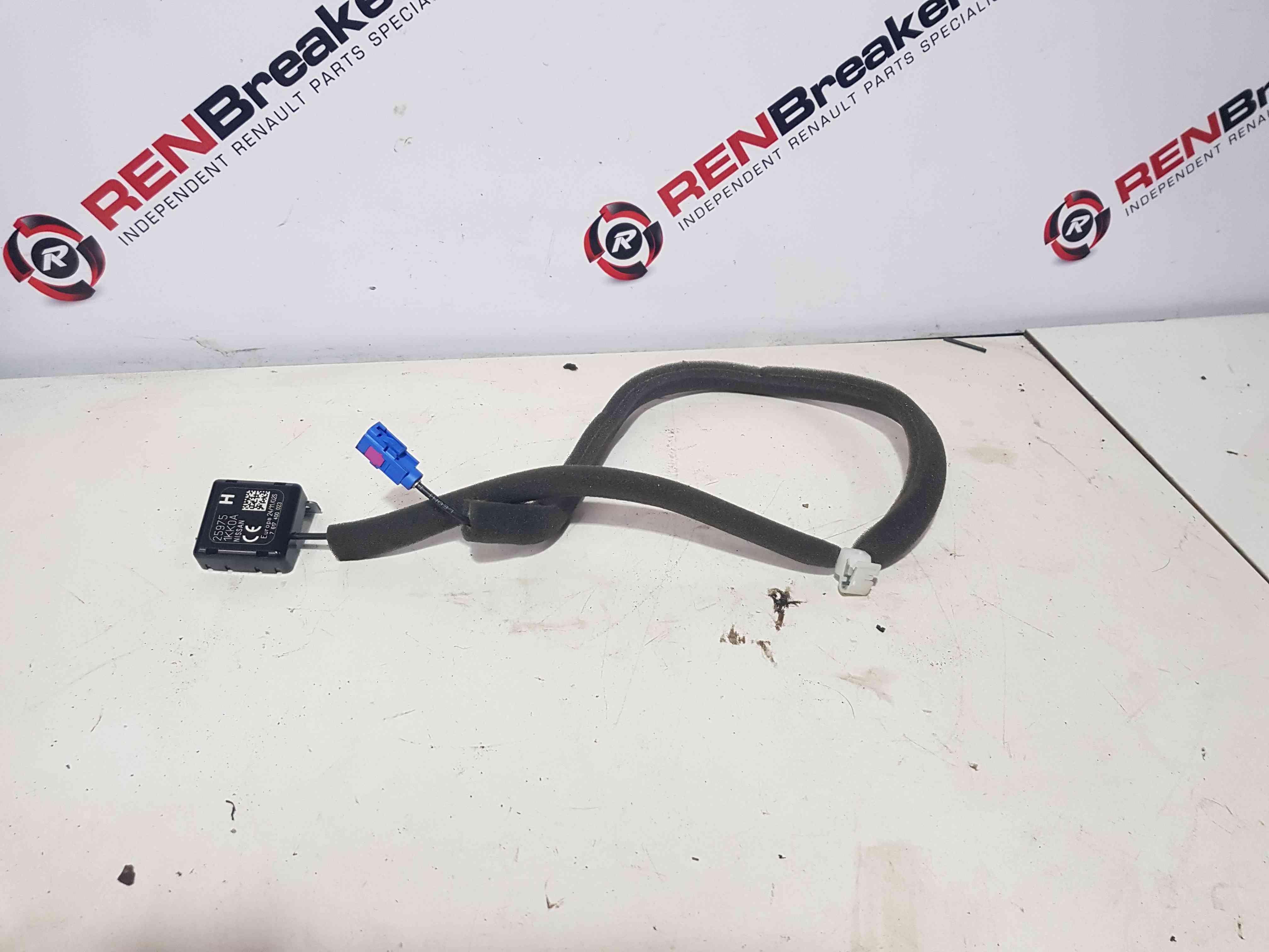 Thumb 6 Nissan Juke MK1 2010-2014 Aerial Antenna 259751Kk0a