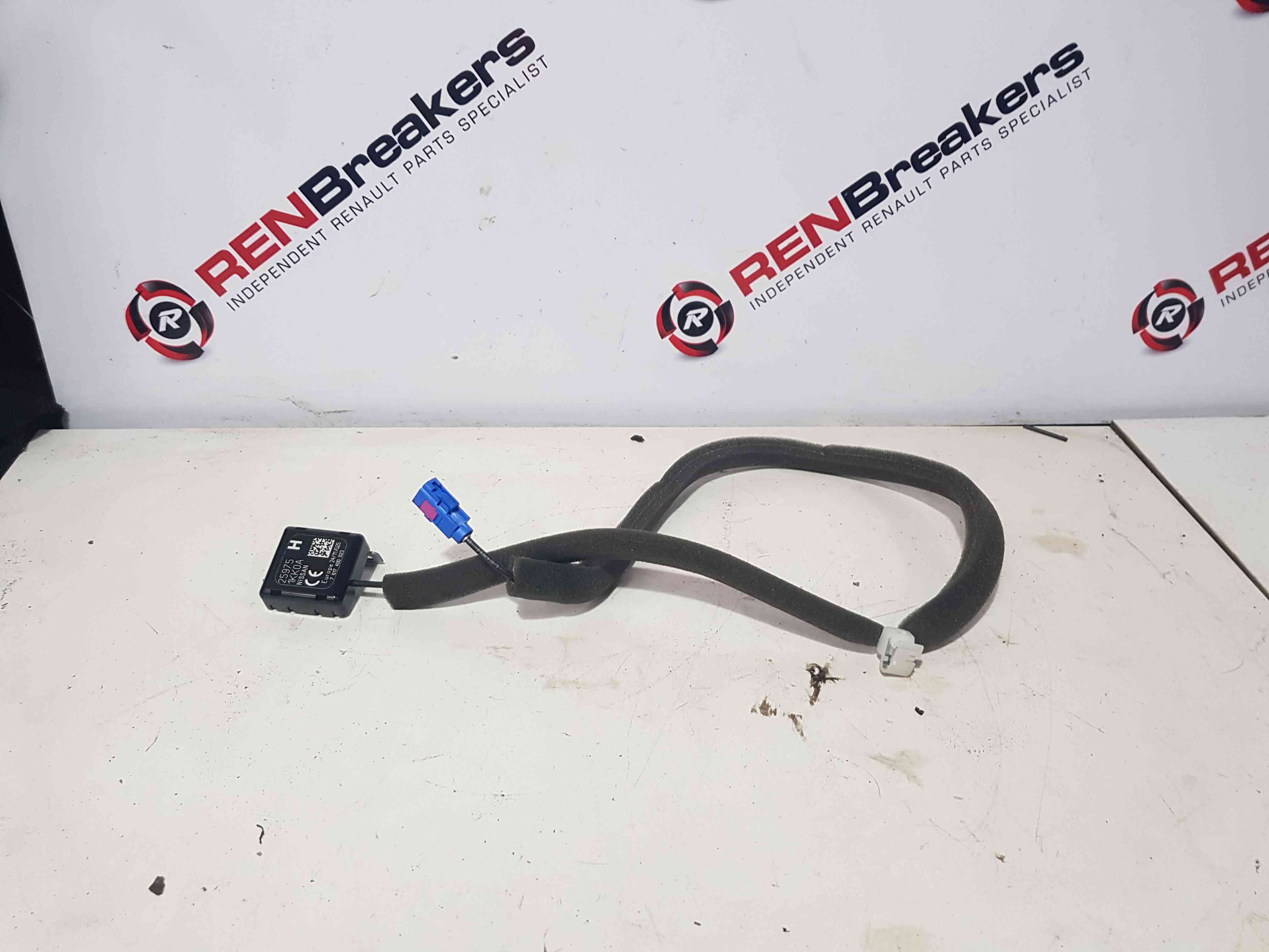 Thumb 7 Nissan Juke MK1 2010-2014 Aerial Antenna 259751Kk0a