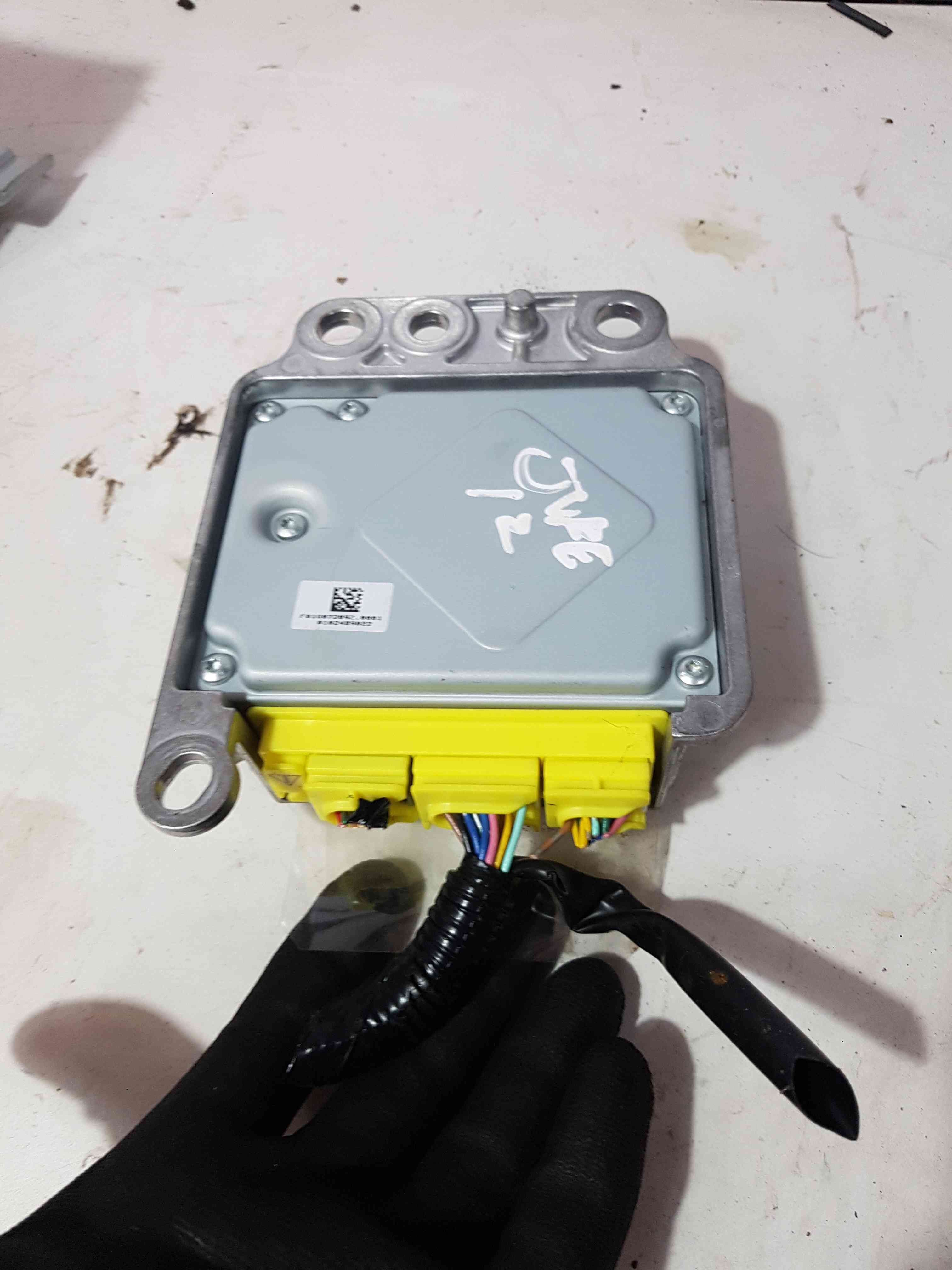 Thumb 6 Nissan Juke MK1 2010-2014 Airbag Module 988201KC0A