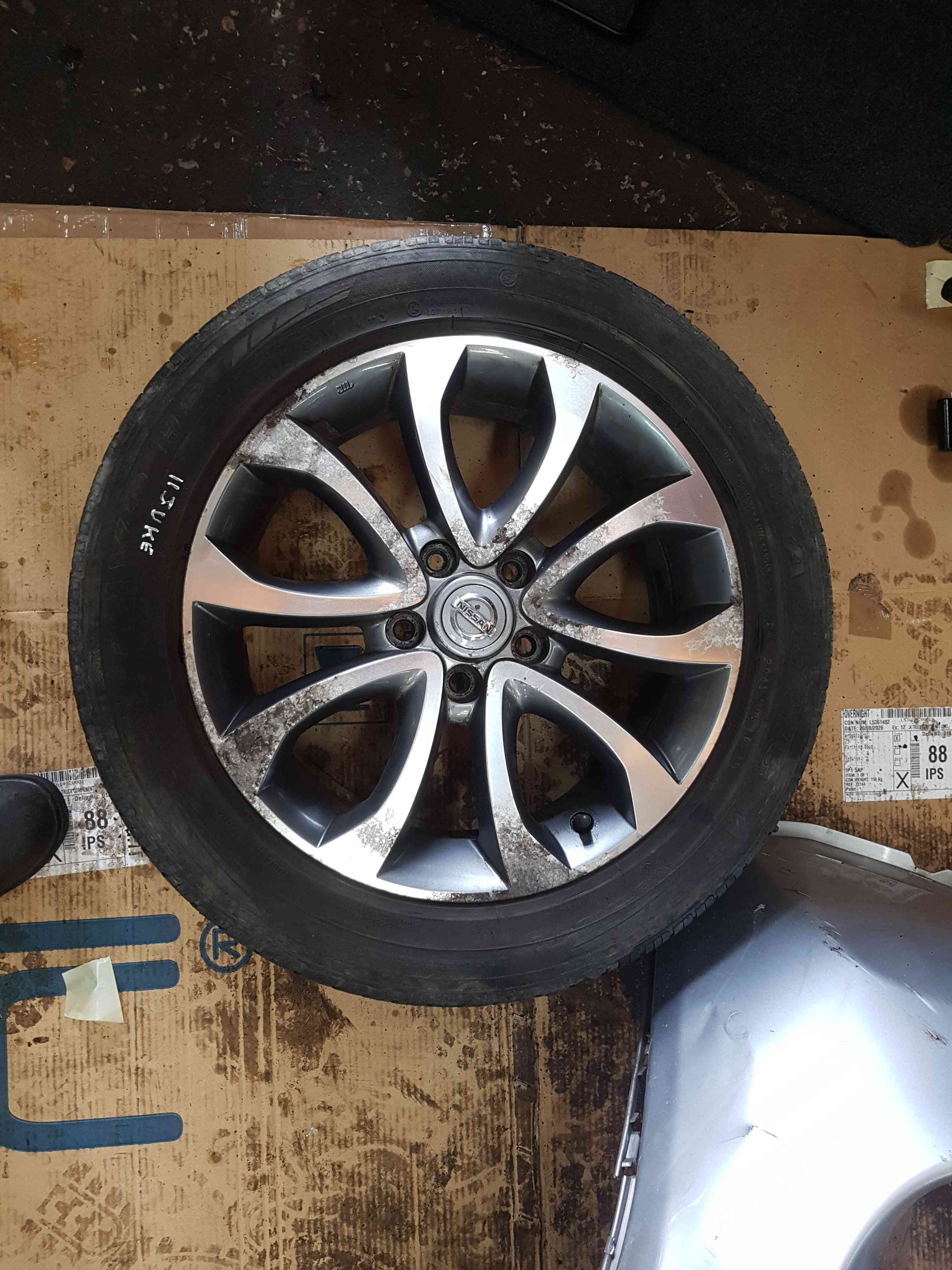 Thumb 2 Nissan Juke MK1 2010-2014 Alloy Wheel 17Inch 2/5 + Tyre 215 55 17 6Mm