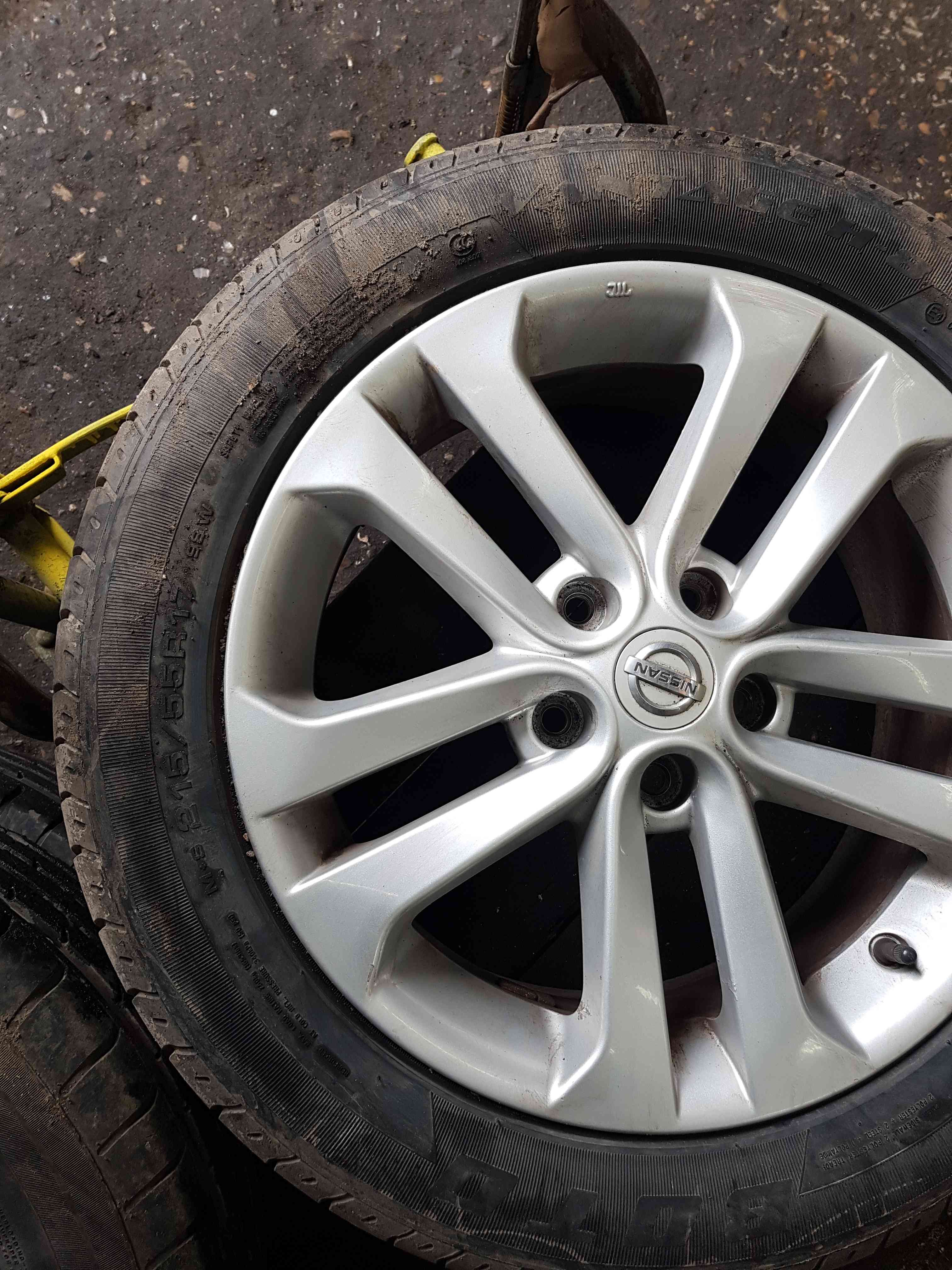 Thumb 5 Nissan Juke MK1 2010-2014 Alloy Wheel 17Inch 4/5 