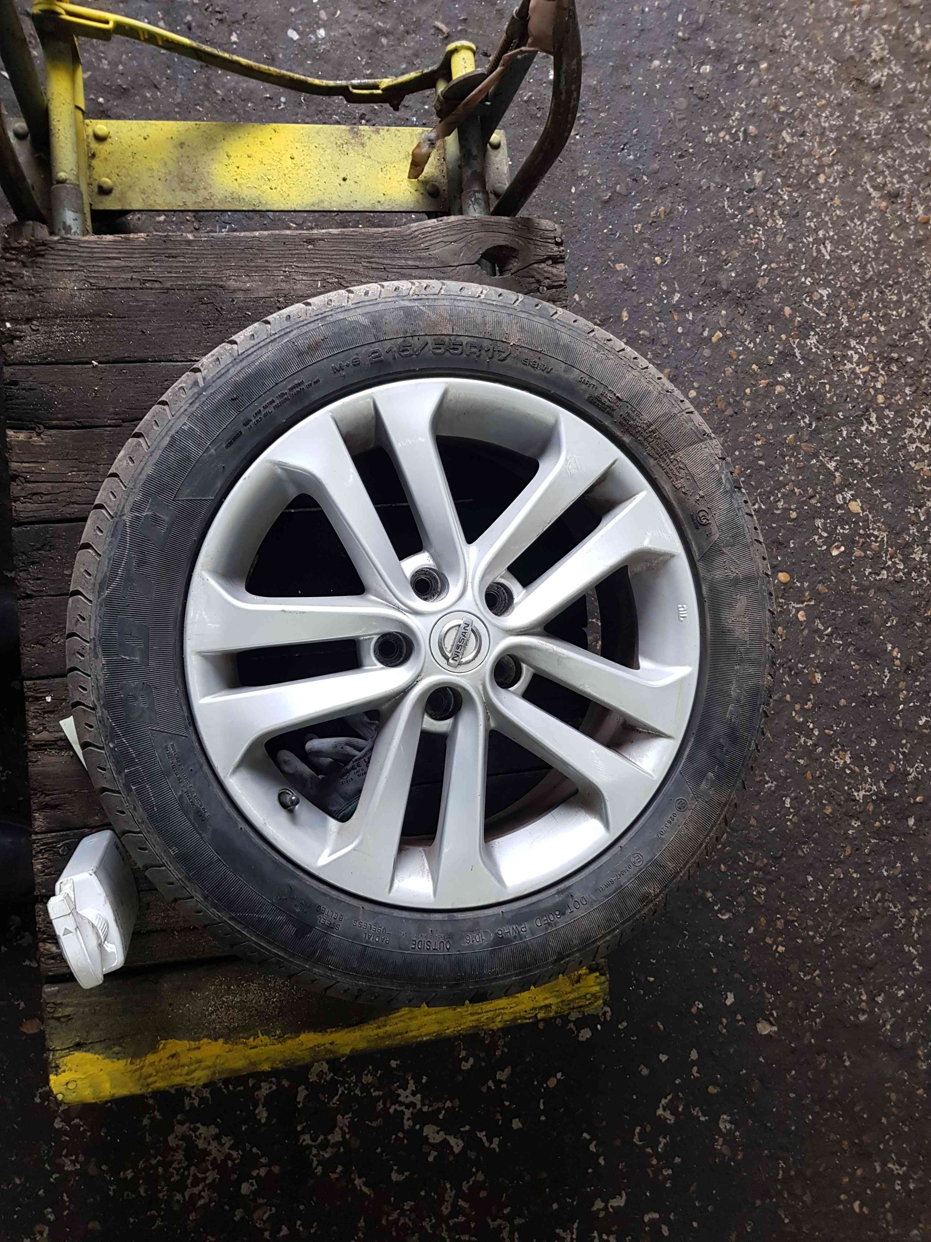 Thumb 10 Nissan Juke MK1 2010-2014 Alloy Wheel 17Inch 4/5 