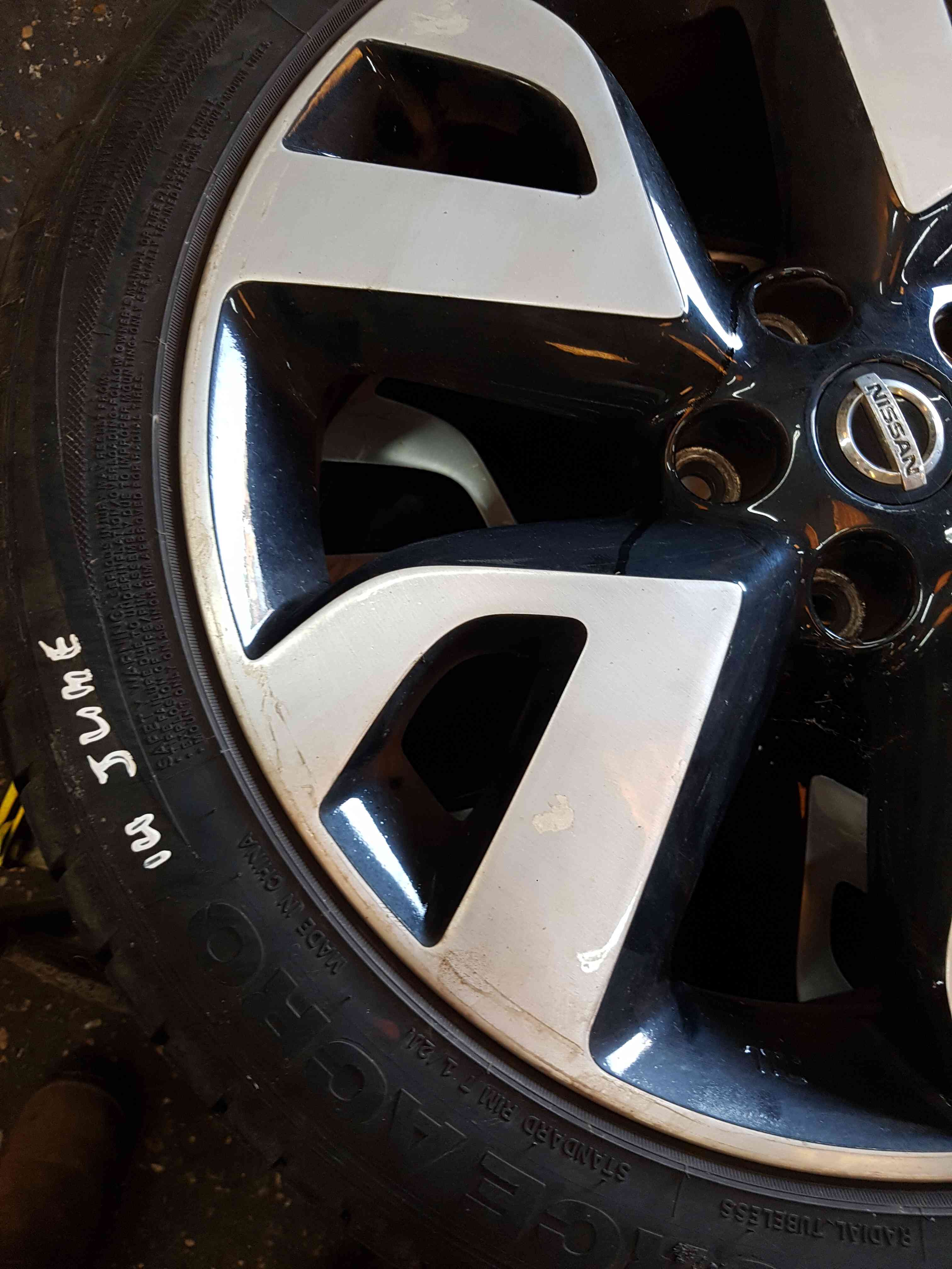 Thumb 3 Nissan Juke MK1 2010-2014 Alloy Wheel 17Inch 4/5 225 45 18 5Mm 403008X80A